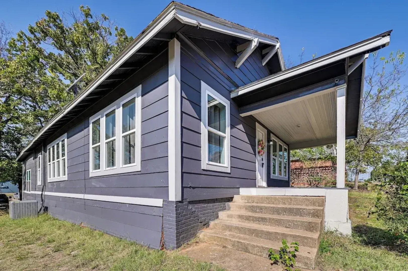 Near Campus & Casino: Family-friendly Durant Home!