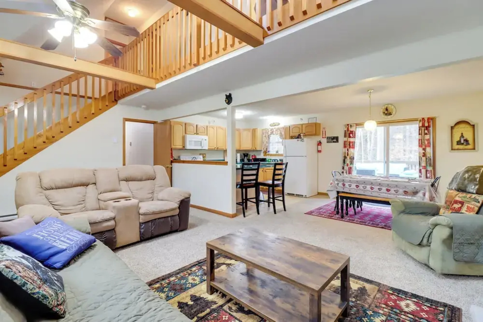 Pet-friendly Pocono Lake Oasis w/ Game Room!
