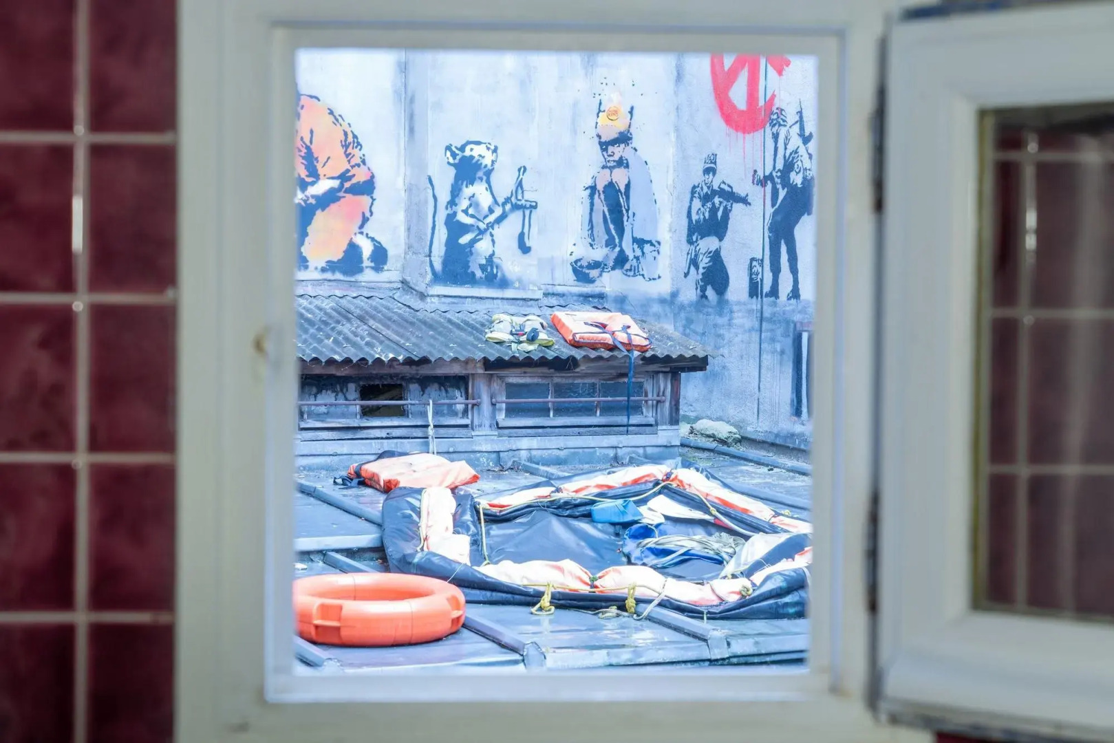 The Walled off Hotel Paris