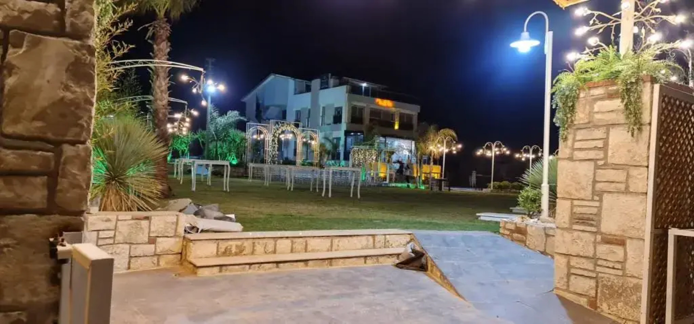 Parlement Otel Guzelbahce