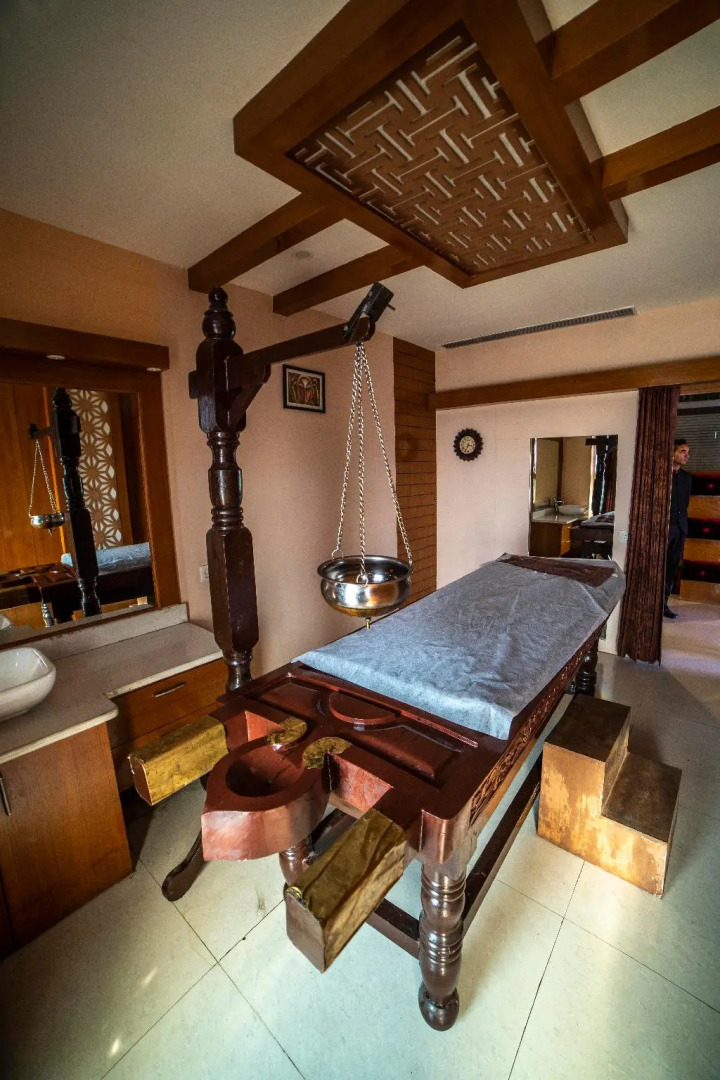 Hotel JSR Continental