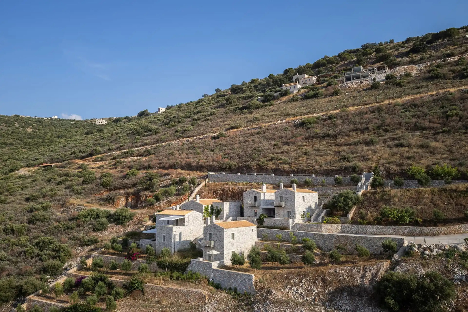 Trapela Limeni Luxury Suites