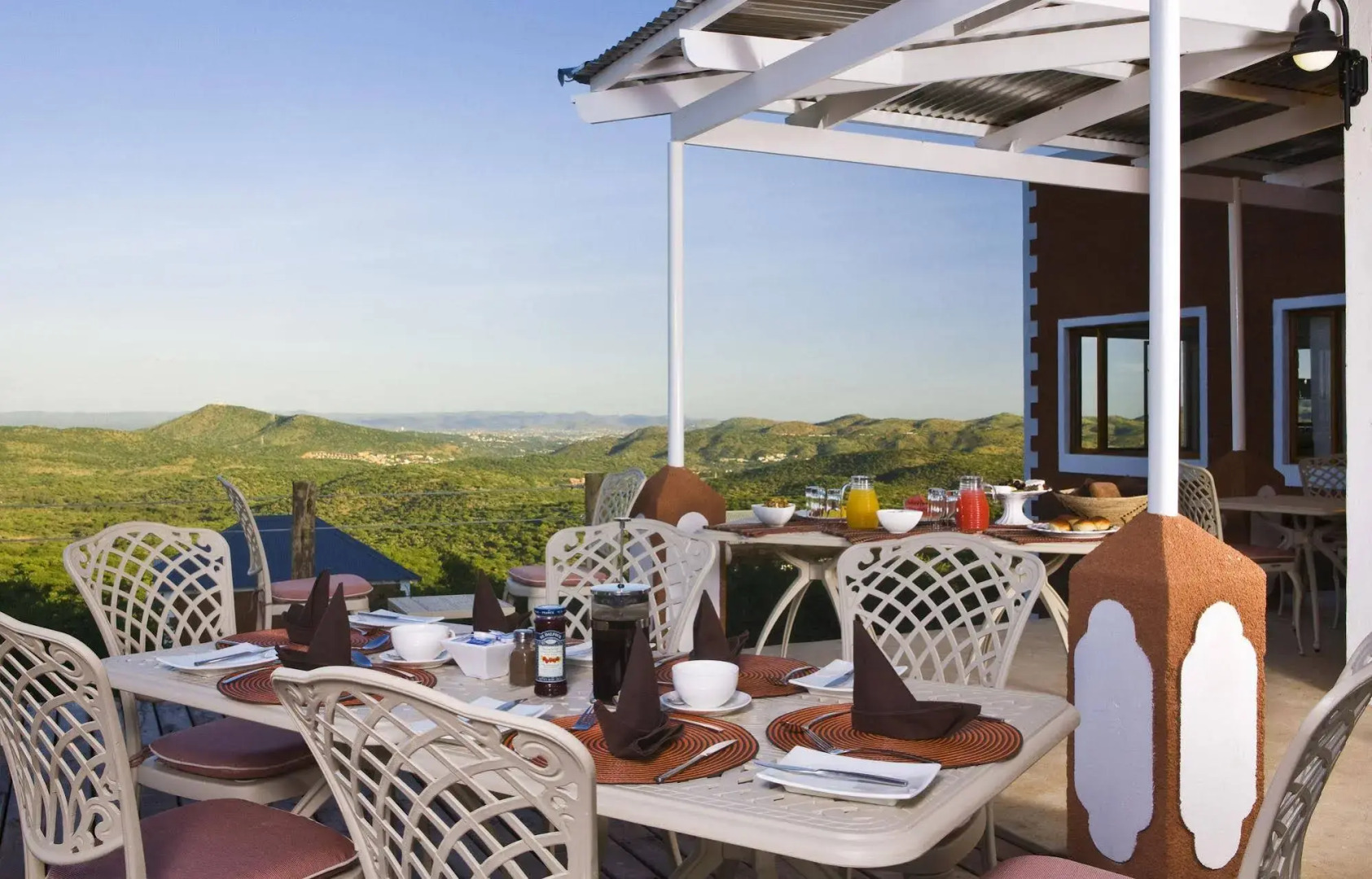 River Crossing Lodge