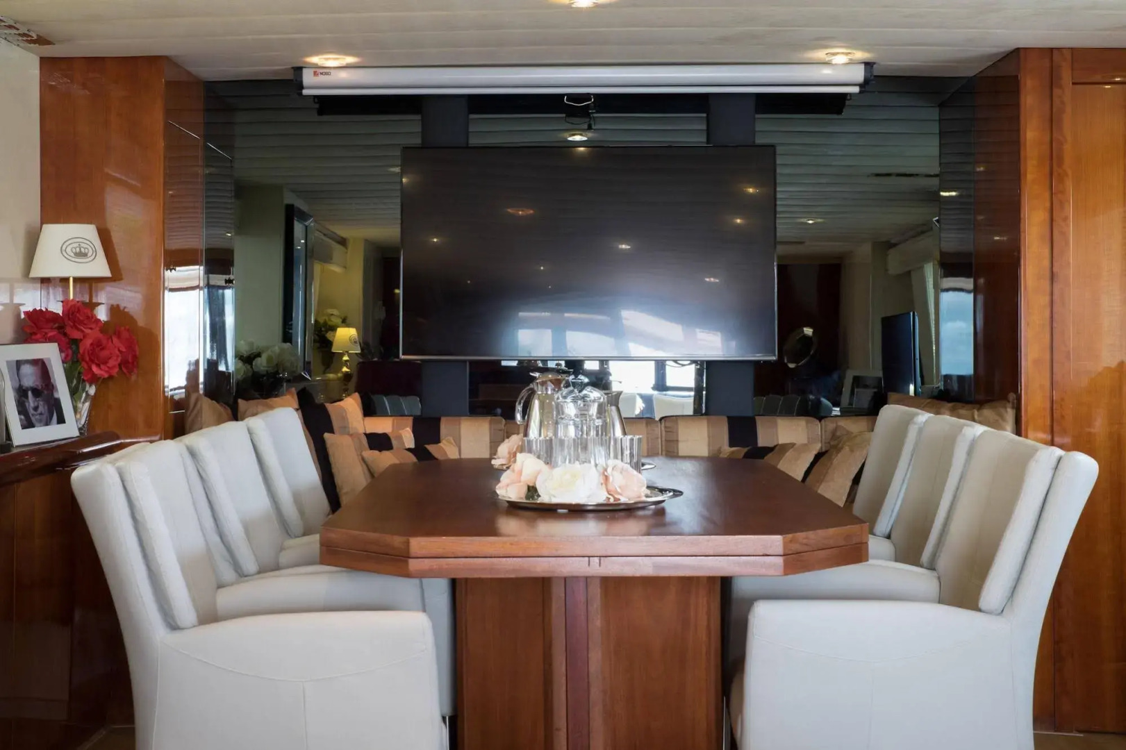 Christina Onassis Yachthotel