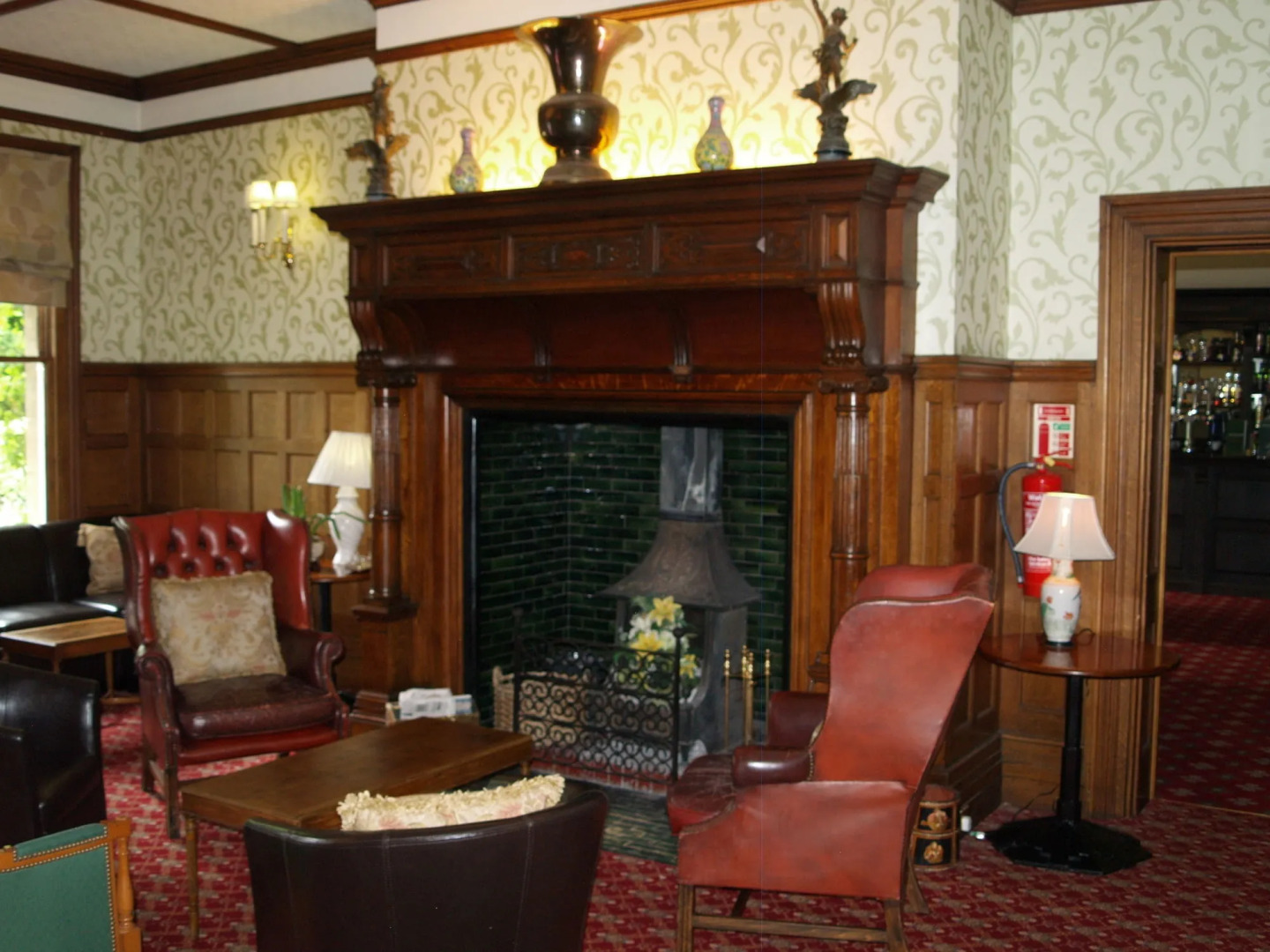 Woodland Manor Hotel