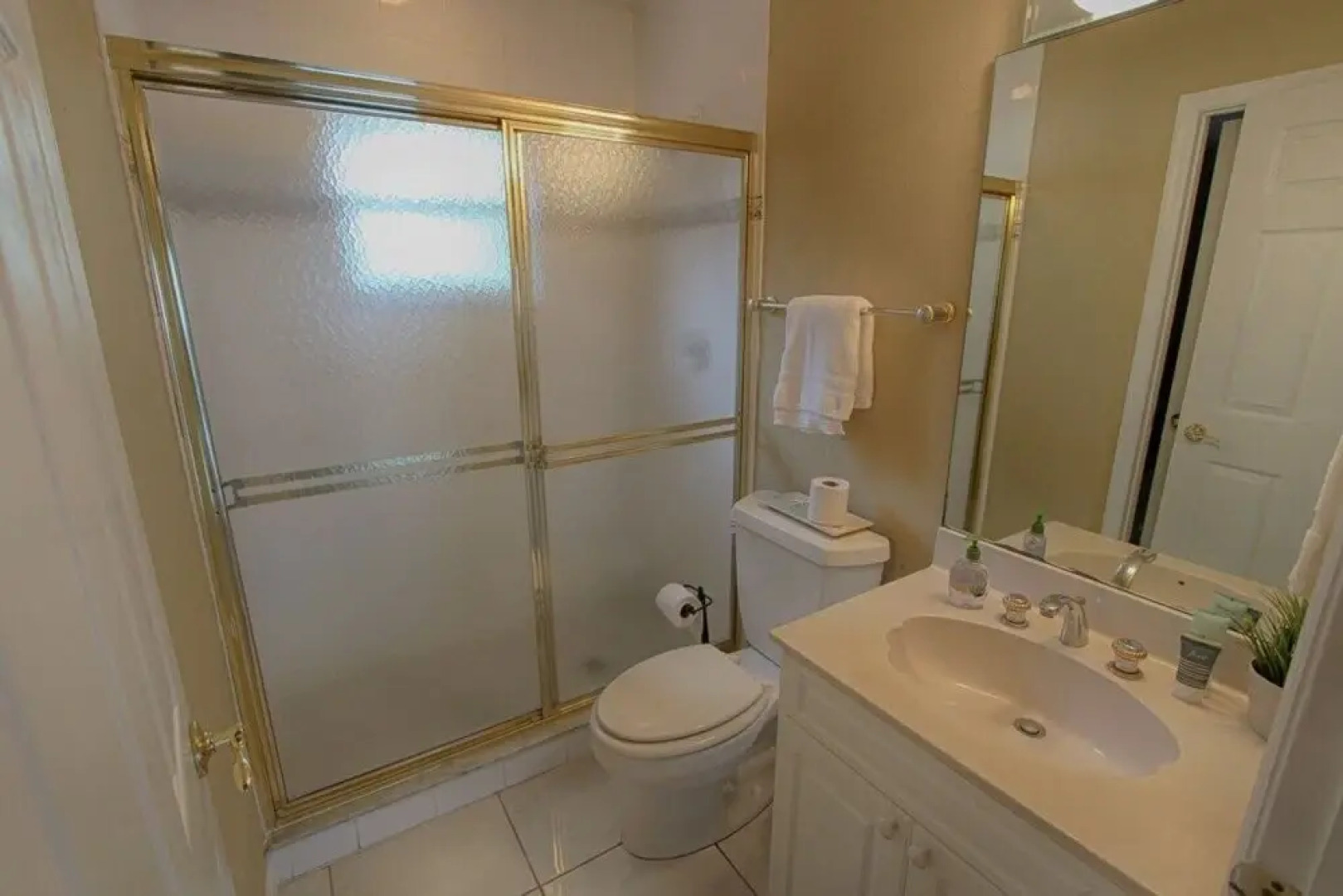 Luxury Florida Villa by RedAwning