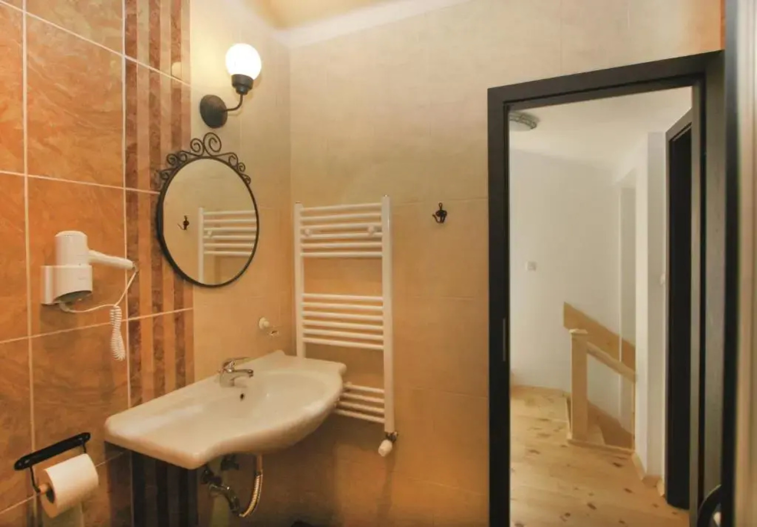 Hotel Bukor Shtepi Magnolia