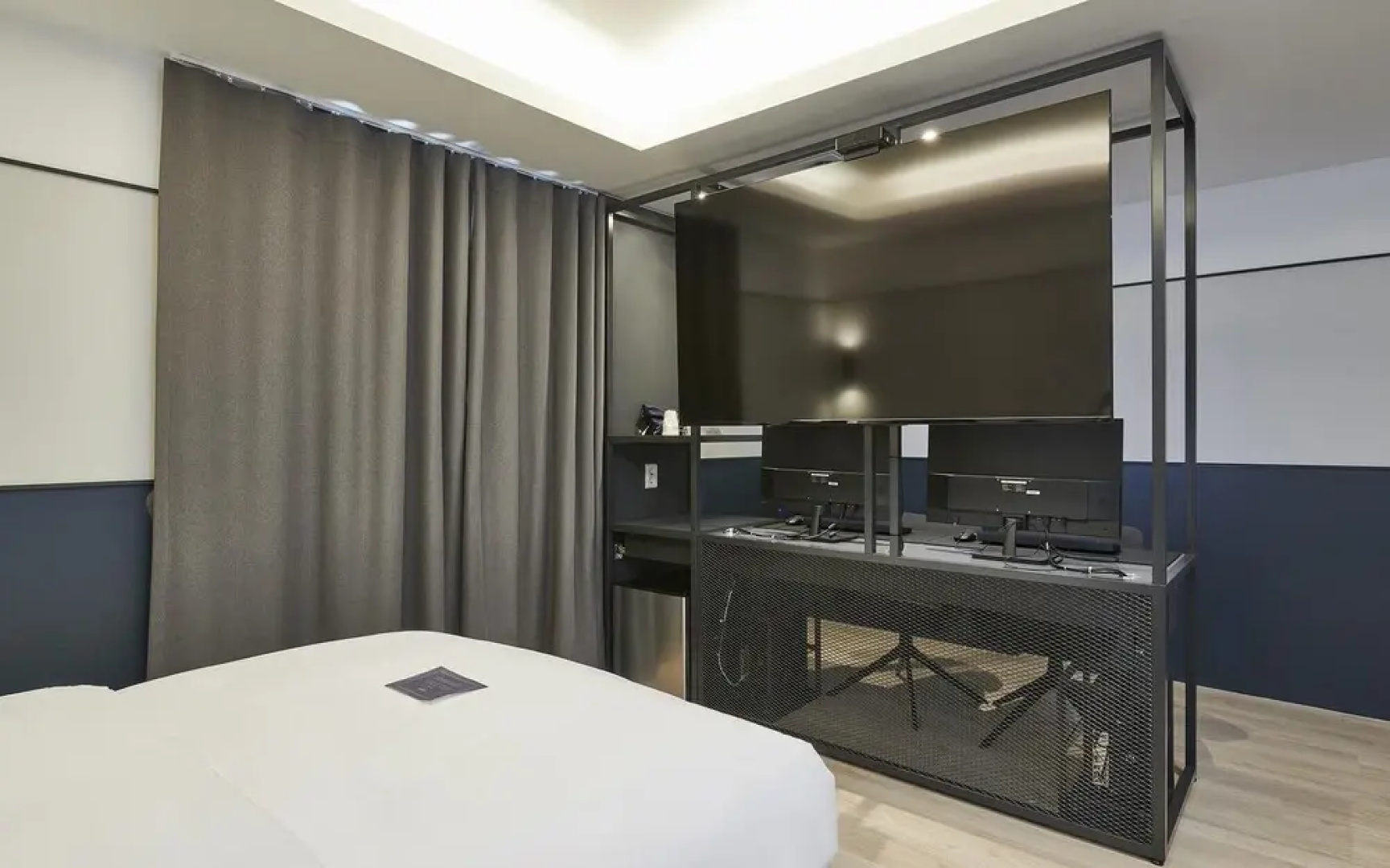 Seosan Lake Park Just Sleep Hotel