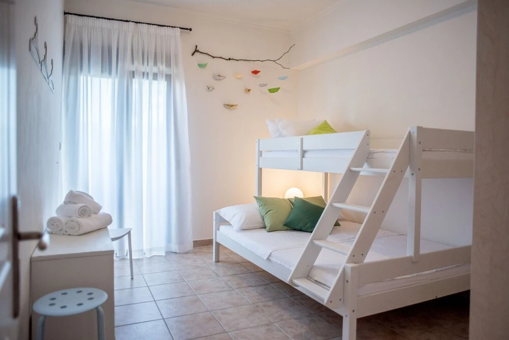 Oikia Eleanthi - Beachfront Garden Home