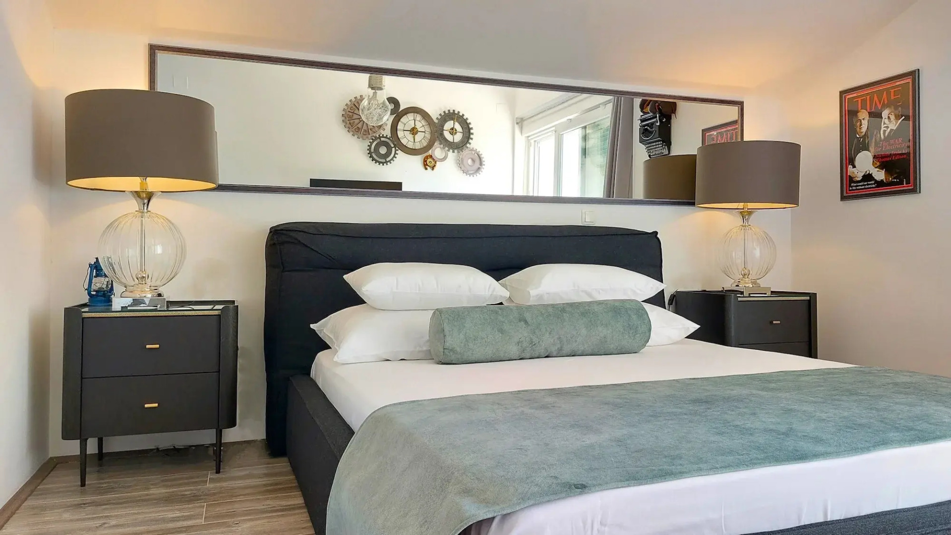 Refresh Boutique Apartments