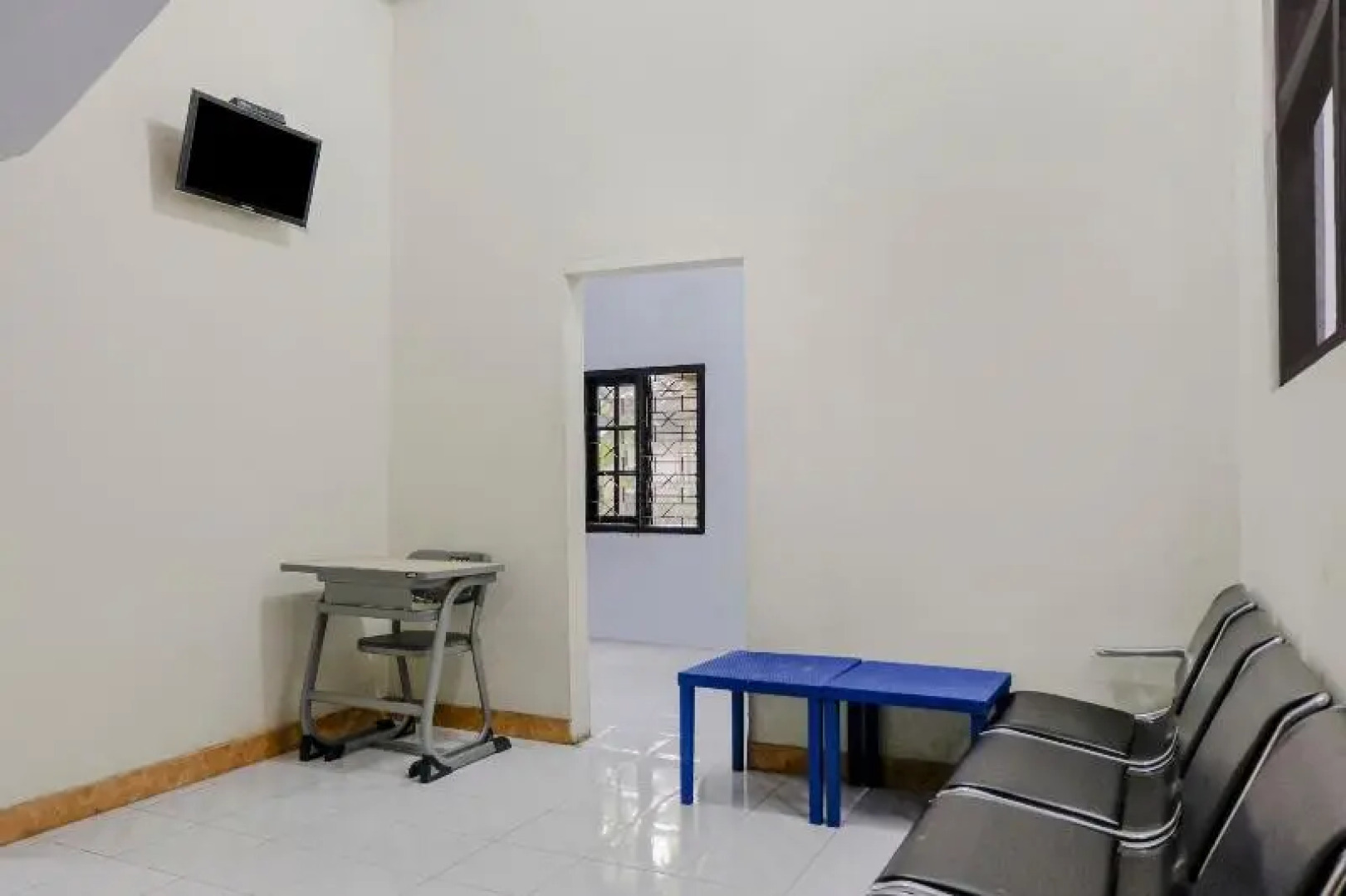 Spot On 2723 Gatsu Kost