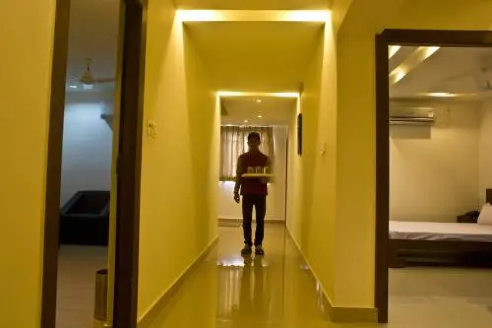 Hotel Vrindavan Palace