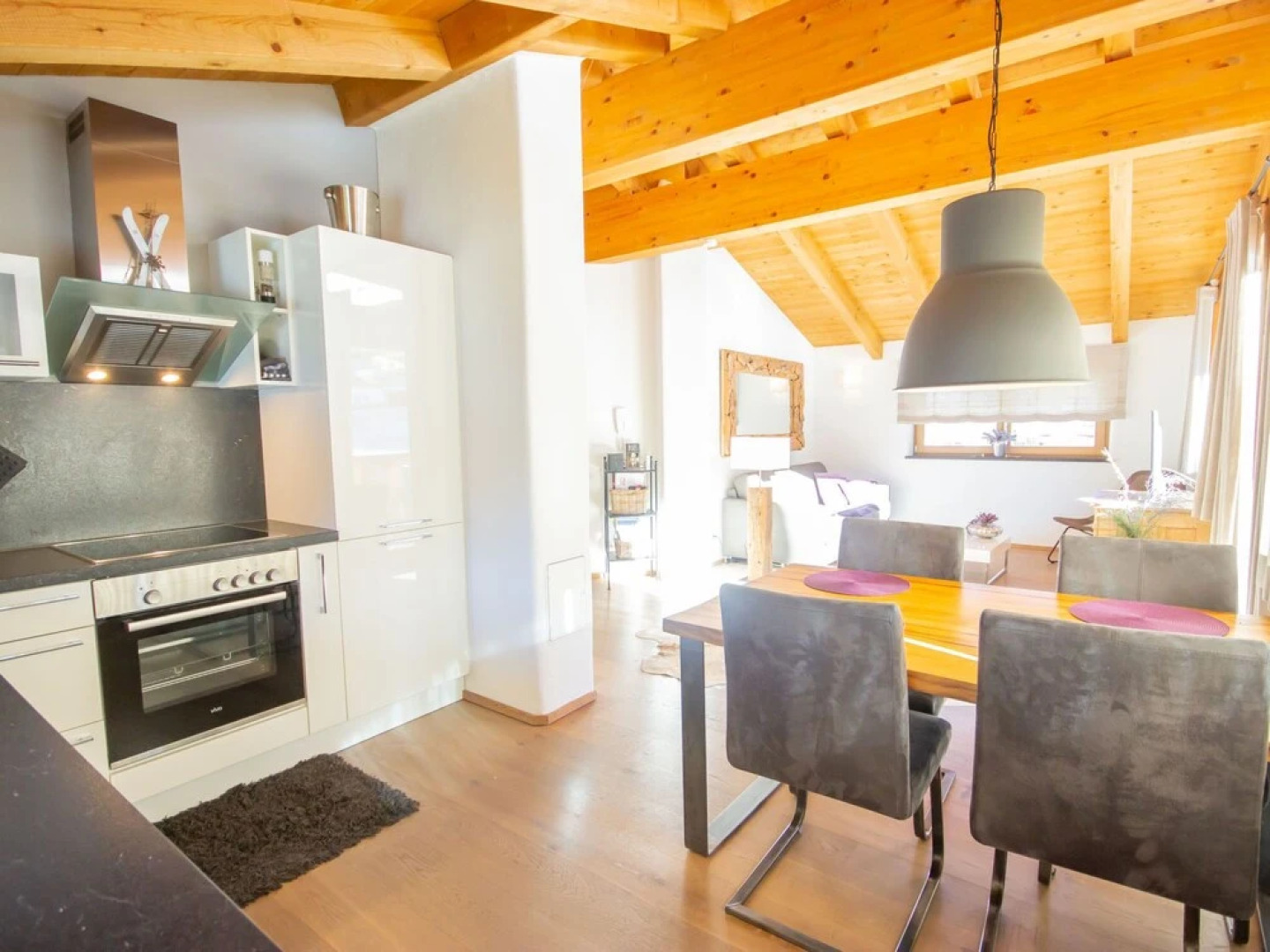 Lanner Axams in Axams