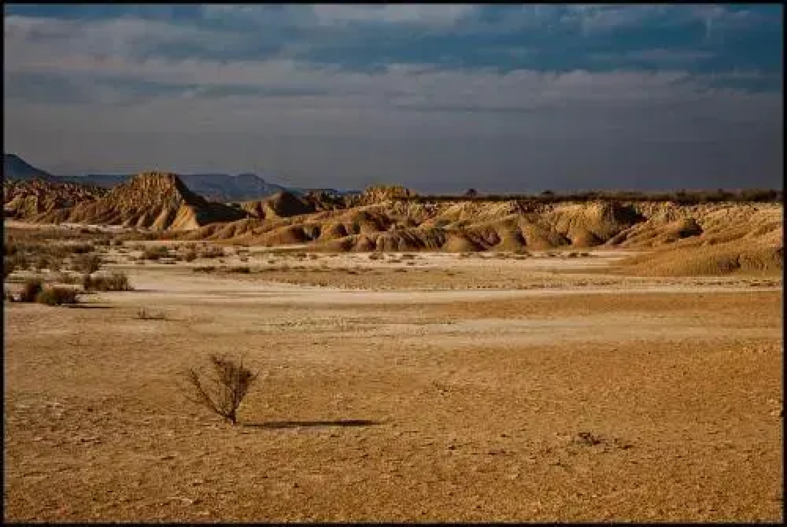 Camino de las Bardenas