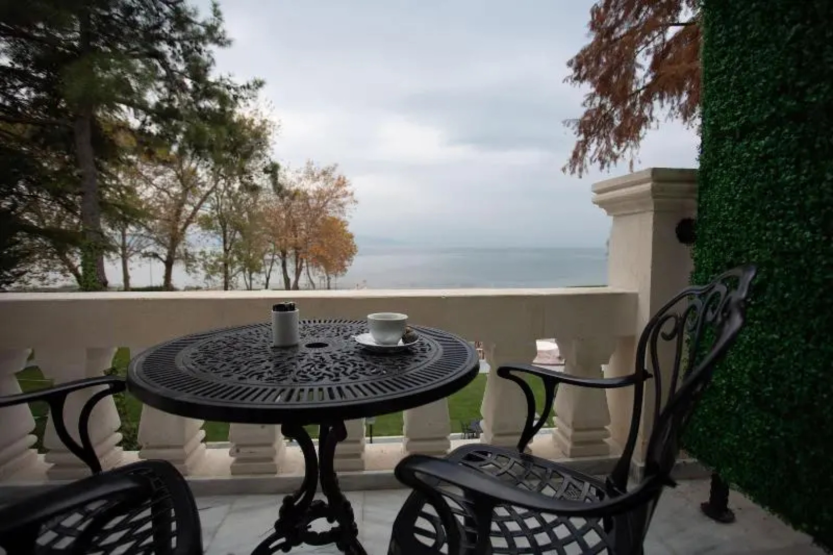 Del Lago Luxury Hotel By Saracoglu