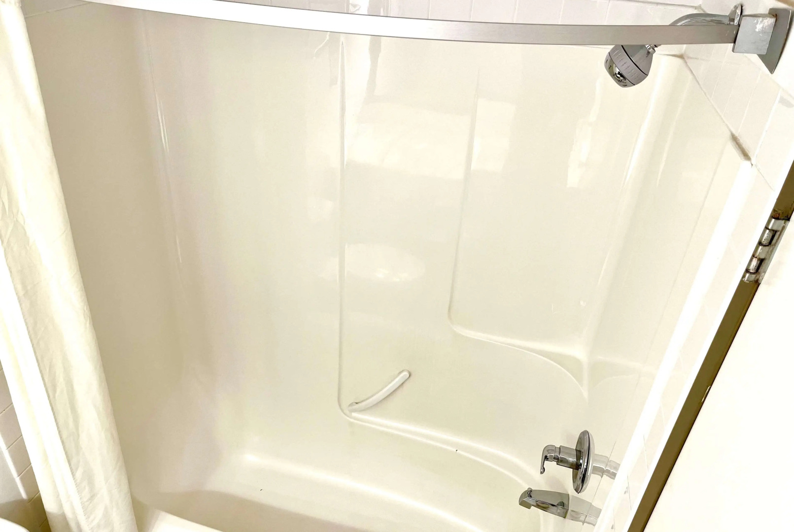 Super 8 by Wyndham Hinton