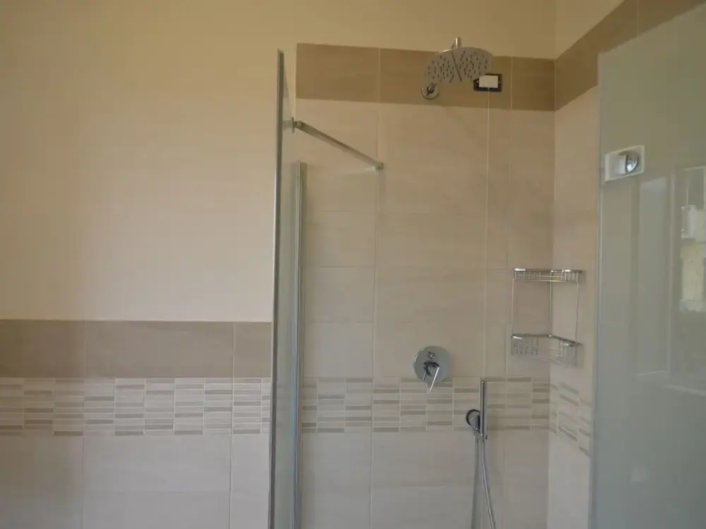 Amazing Holiday Home Near Pet-friendly Beach