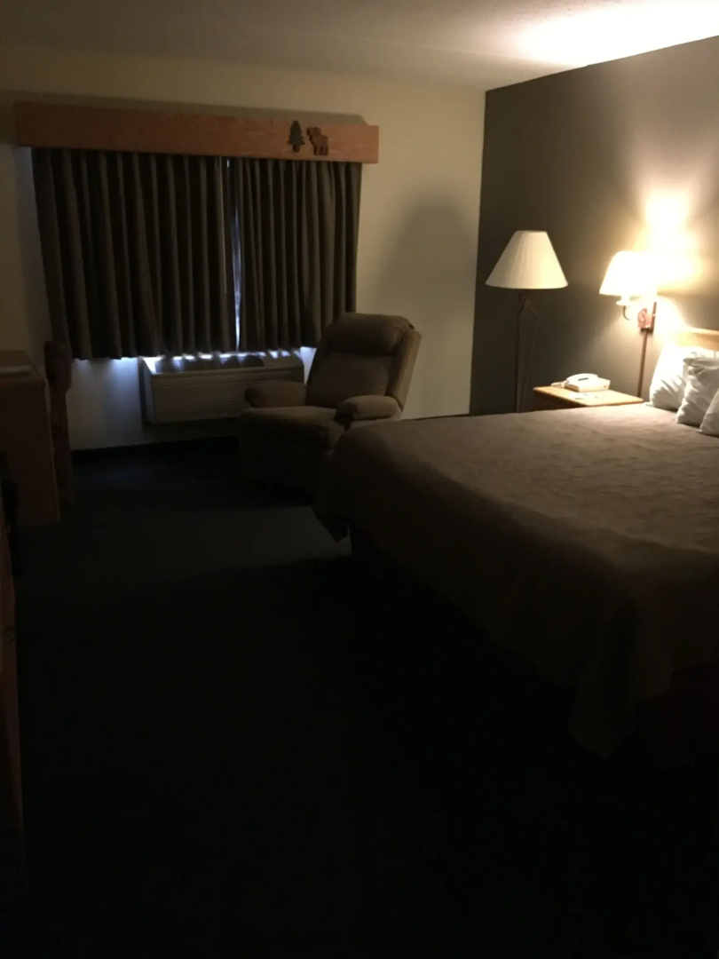 Moose Lake Lodge