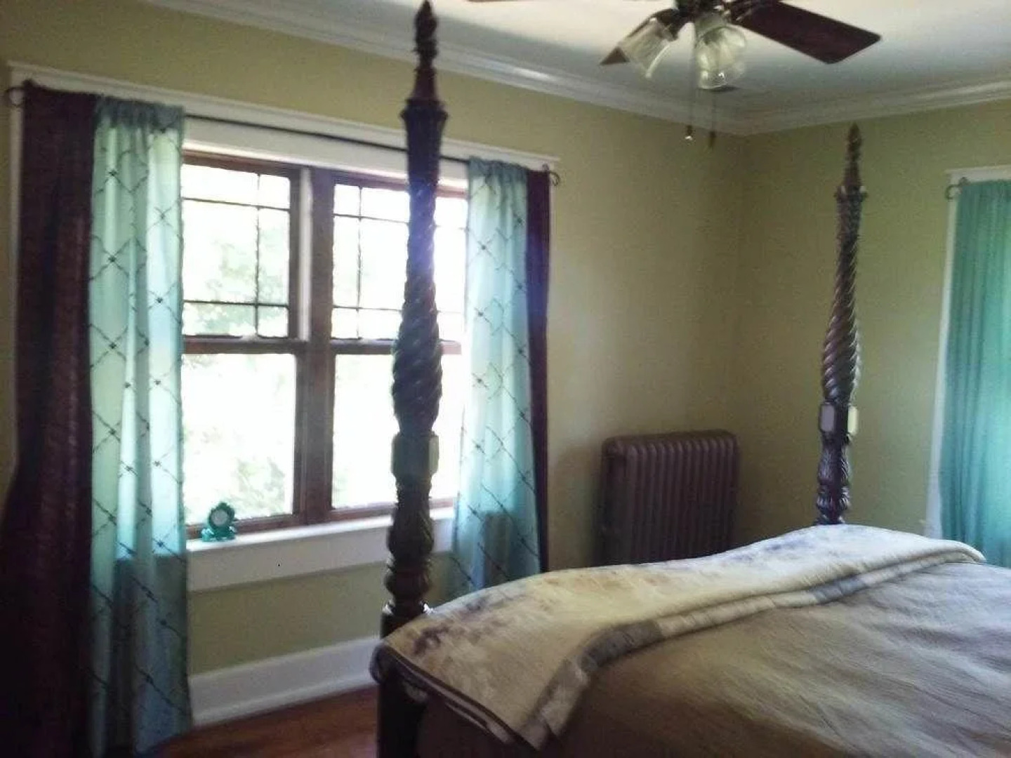 Evonne's Sharing House