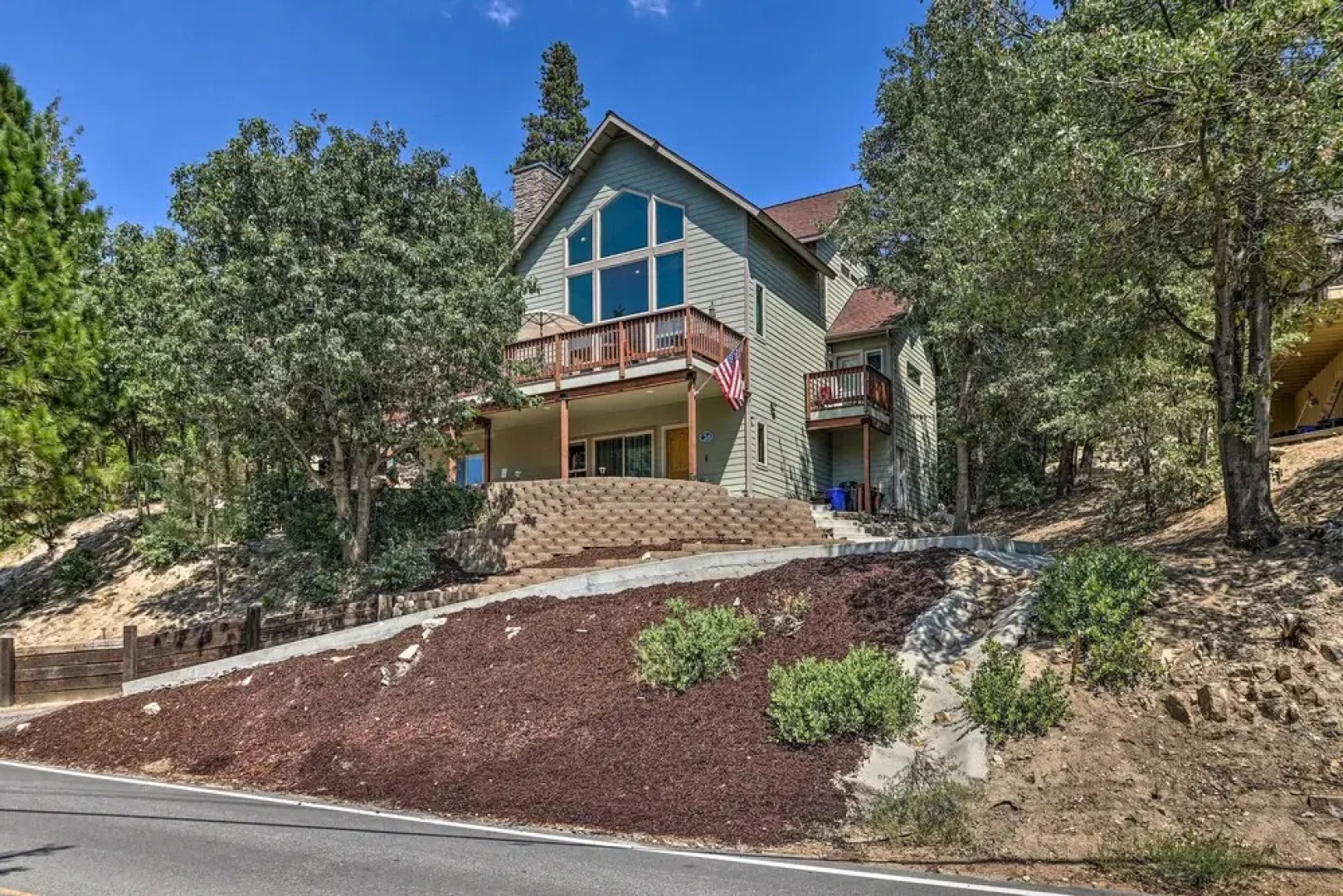 'the Zen Playhouse' w/ Lake Arrowhead Access!