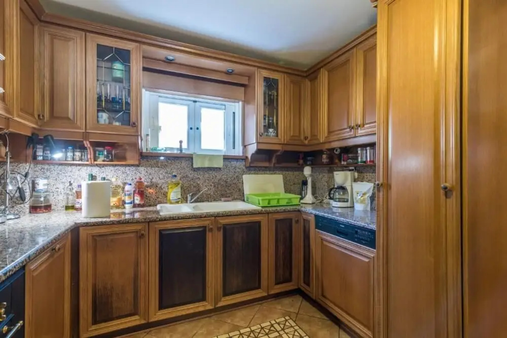 Golden Sand Apartments