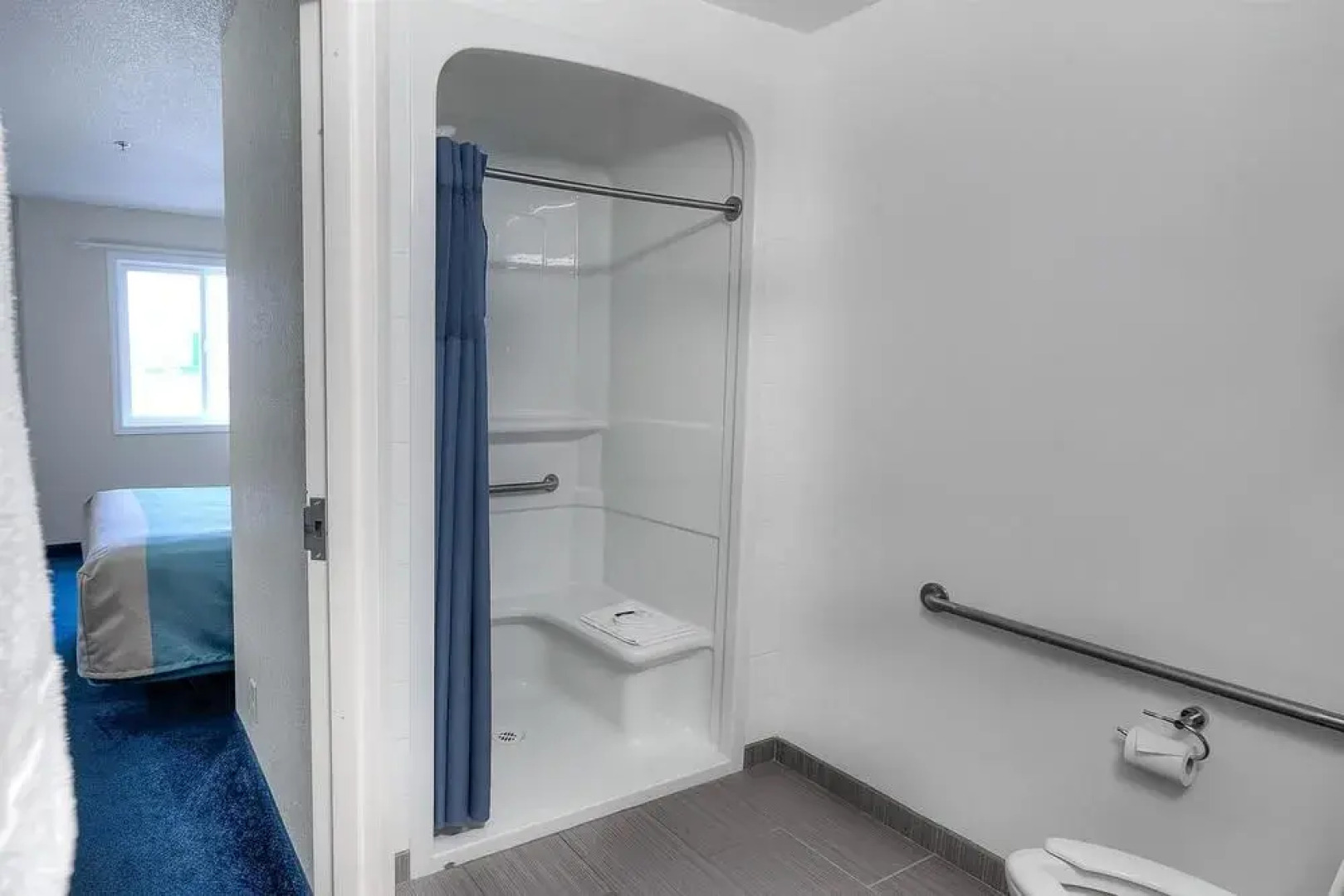 Motel 6 Claresholm Ab