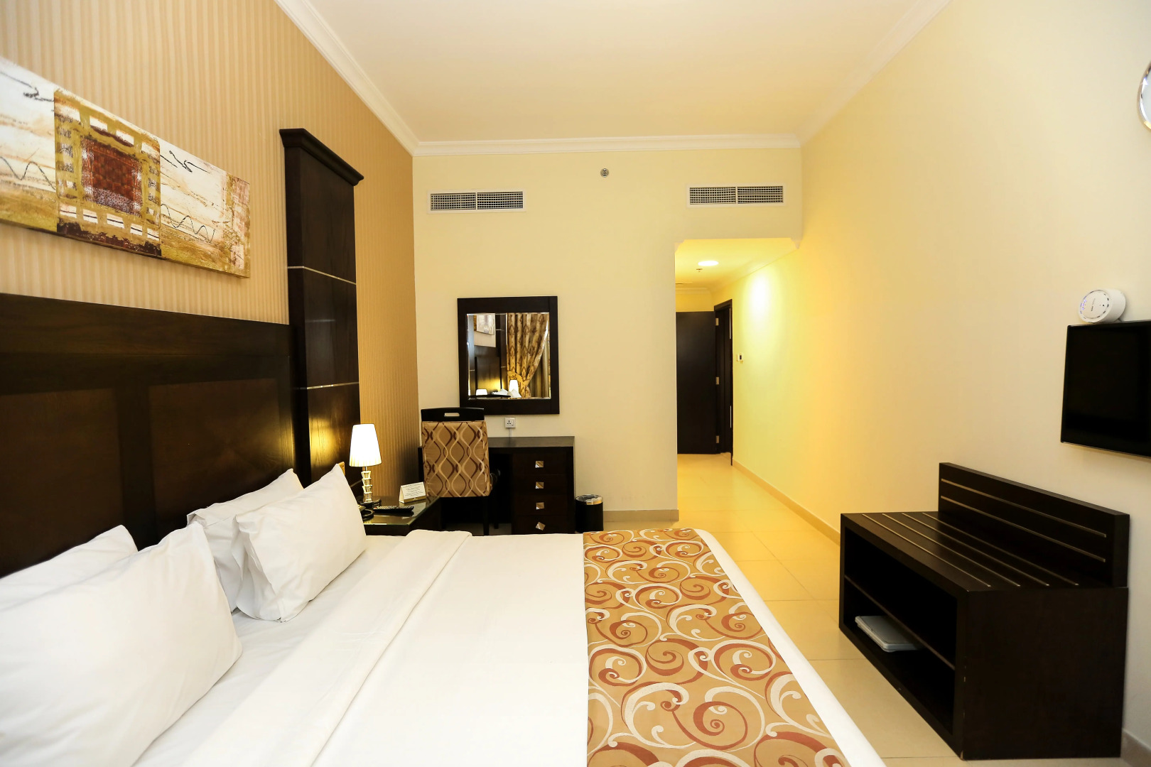 Ivory Grand Hotel Apartments