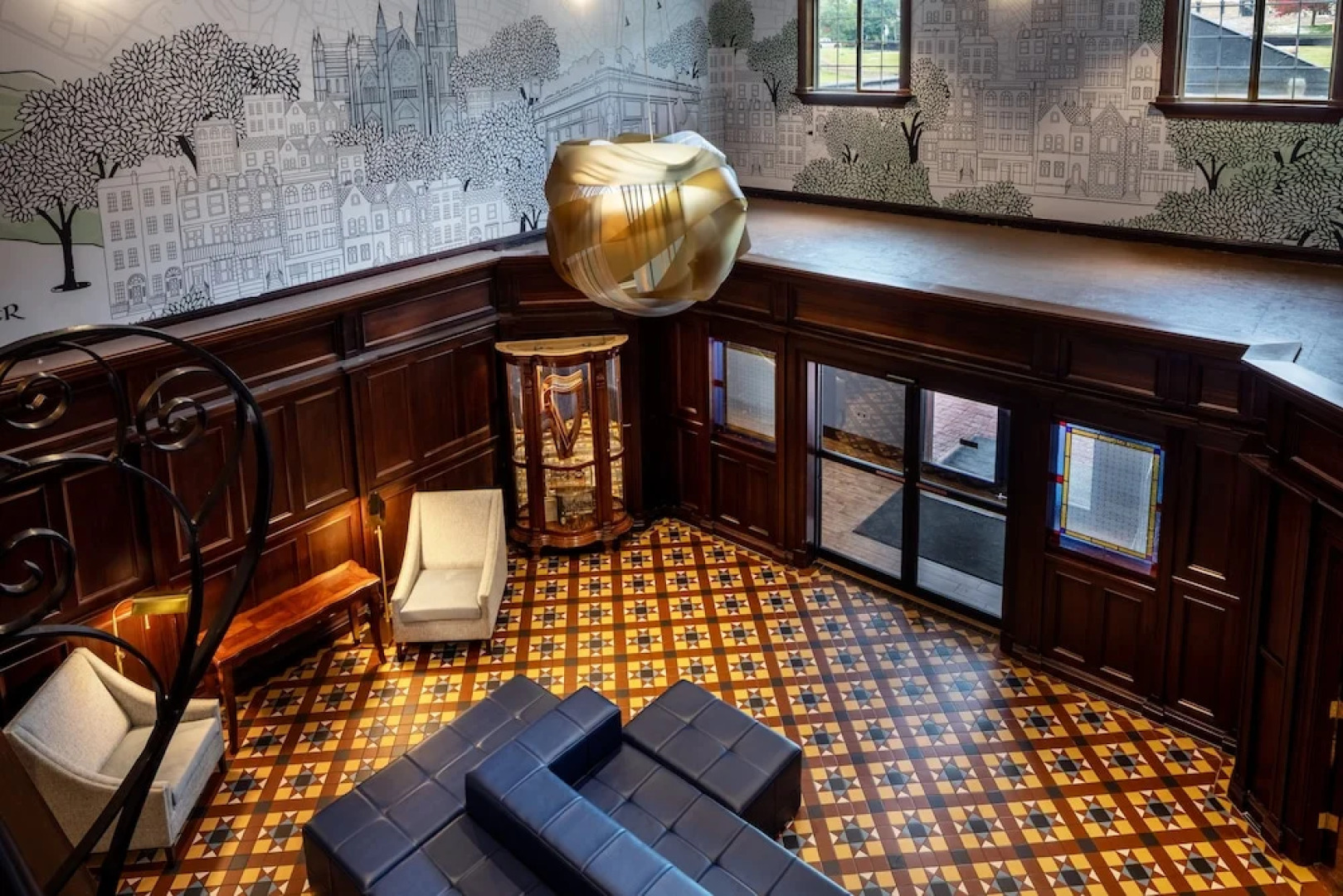 Irish Cottage Inn & Suites