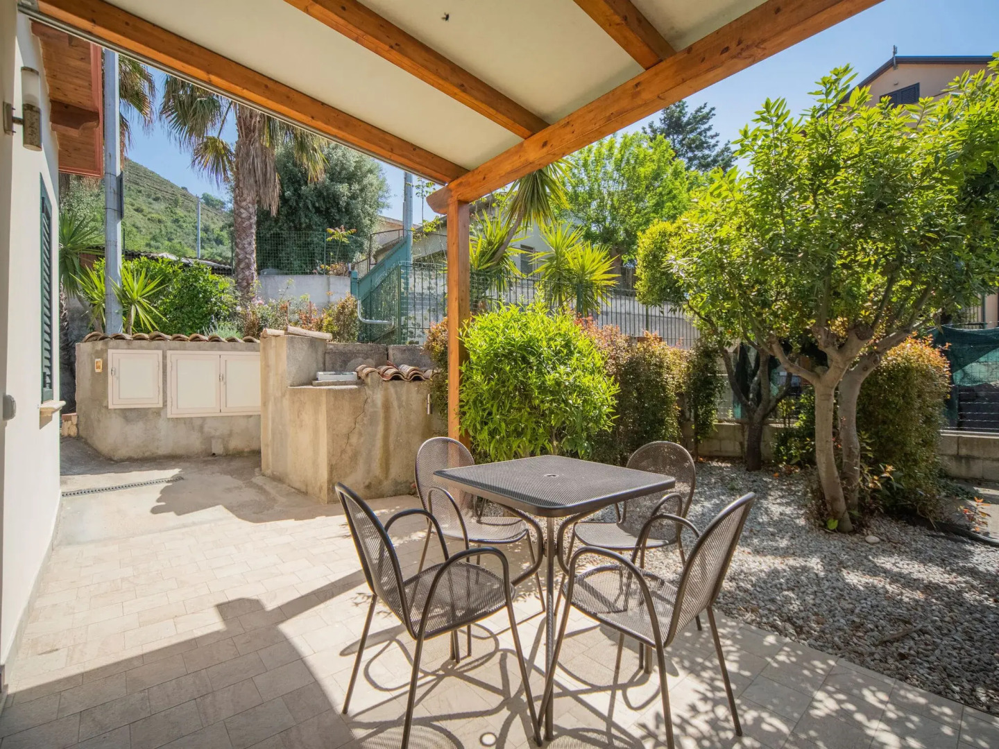 Apartment in Gasponi With Mountain Views