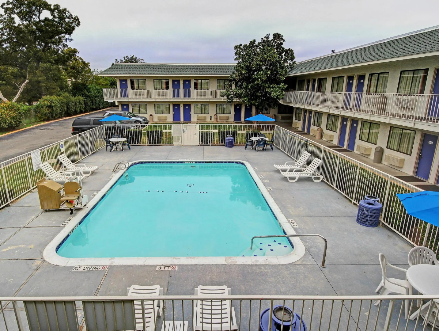 Motel 6 San Marcos, TX