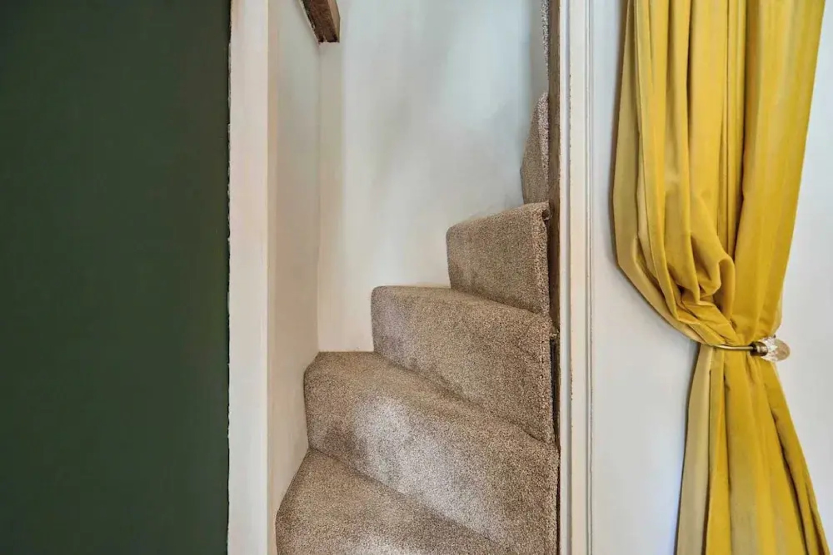 Host Stay Romney Cottage