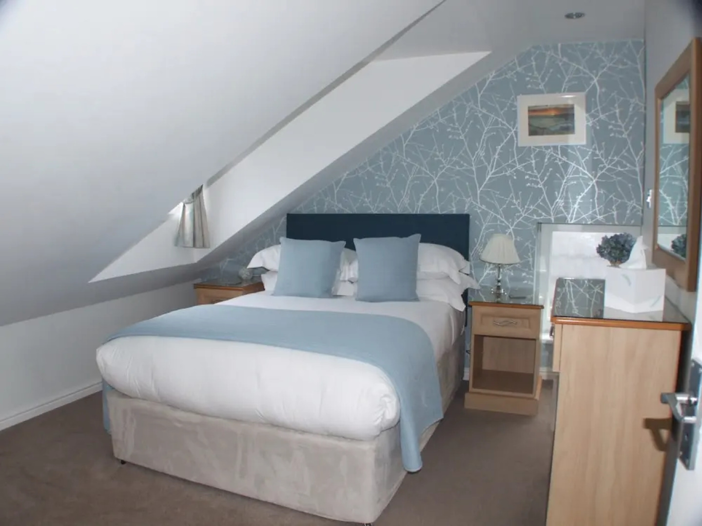 Tides Reach Guest House