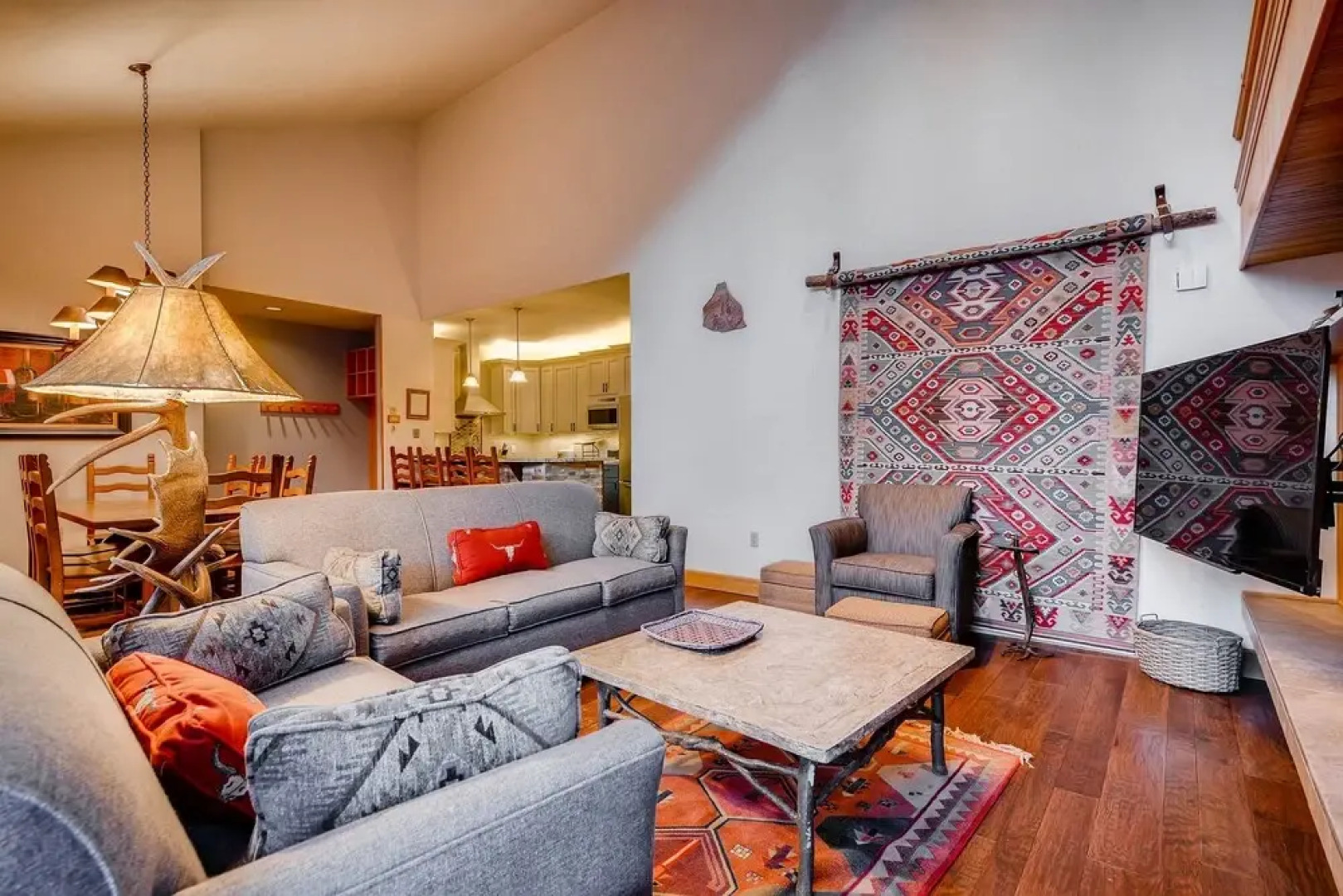 Chateaux DuMont 2708