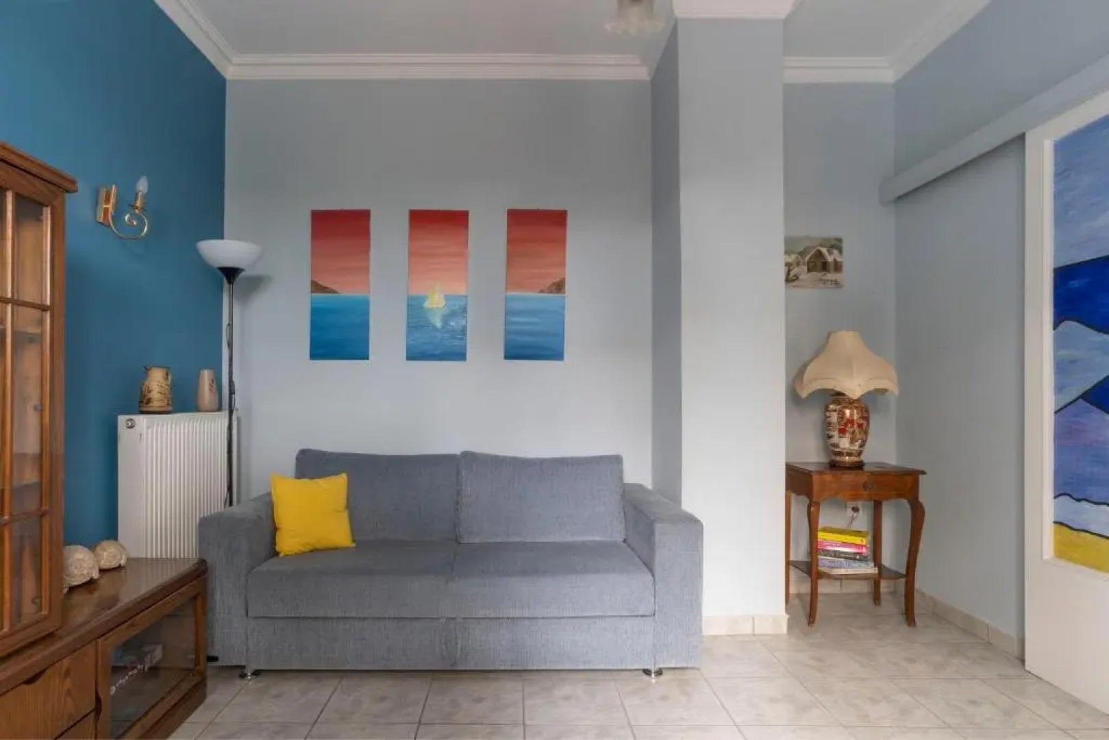 Casa Bonita, House with Private Entrance and Garden, between center and sea