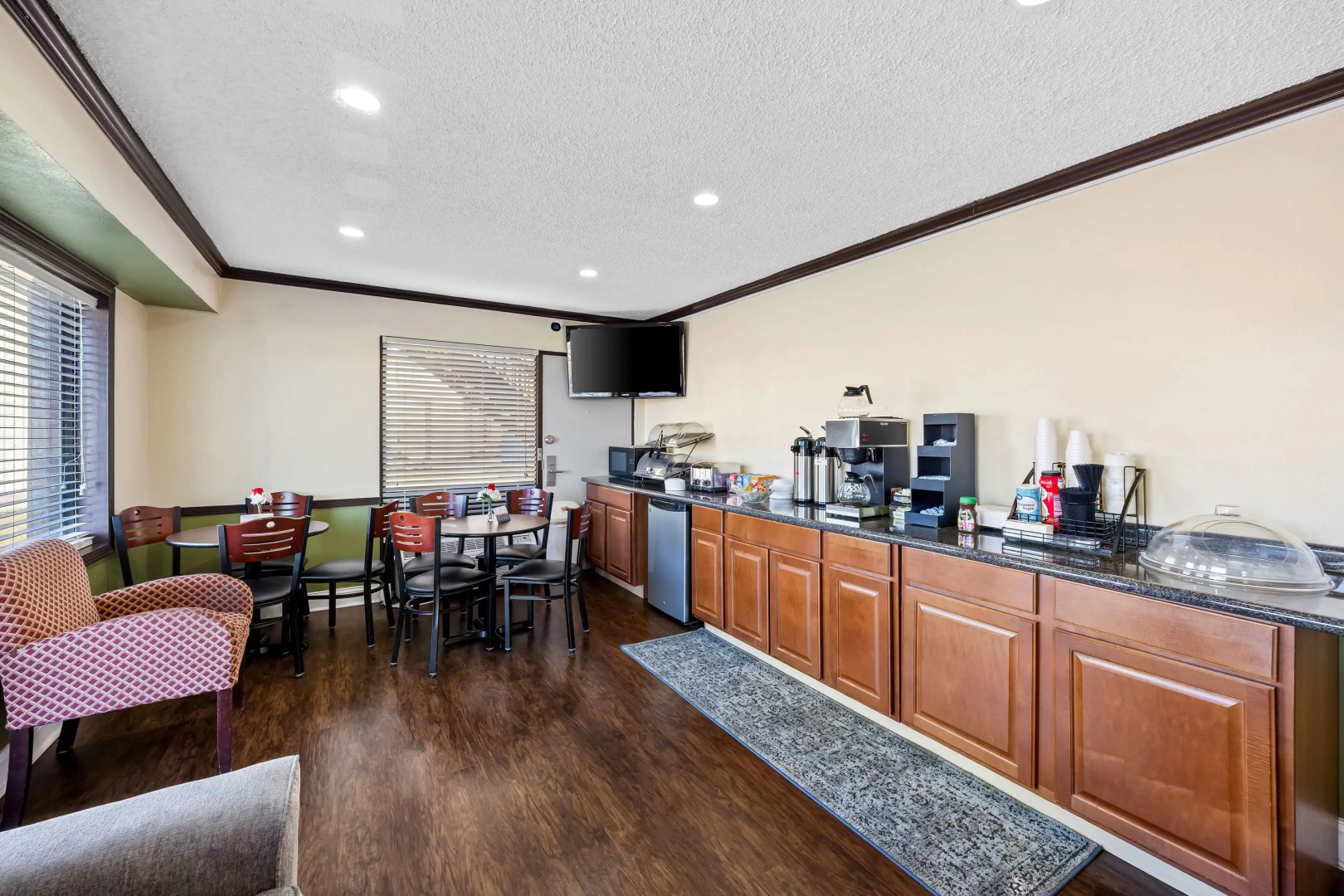 Americas Best Value Inn Ft. Jackson