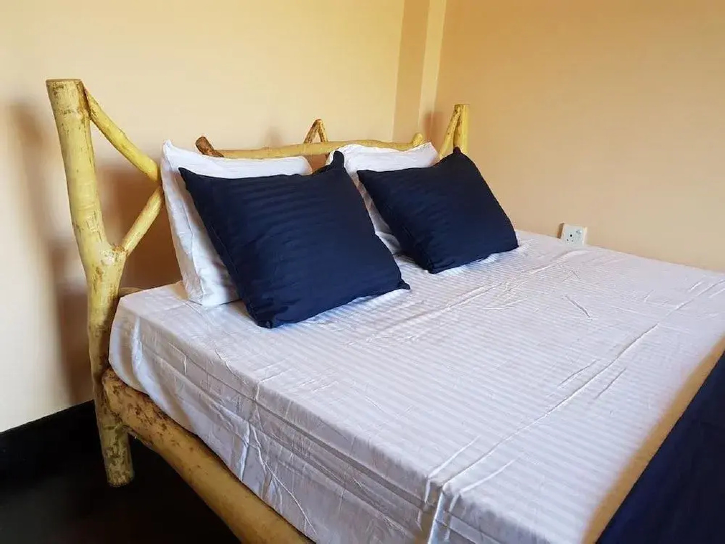 Wanawadula Hotel And Restaurant