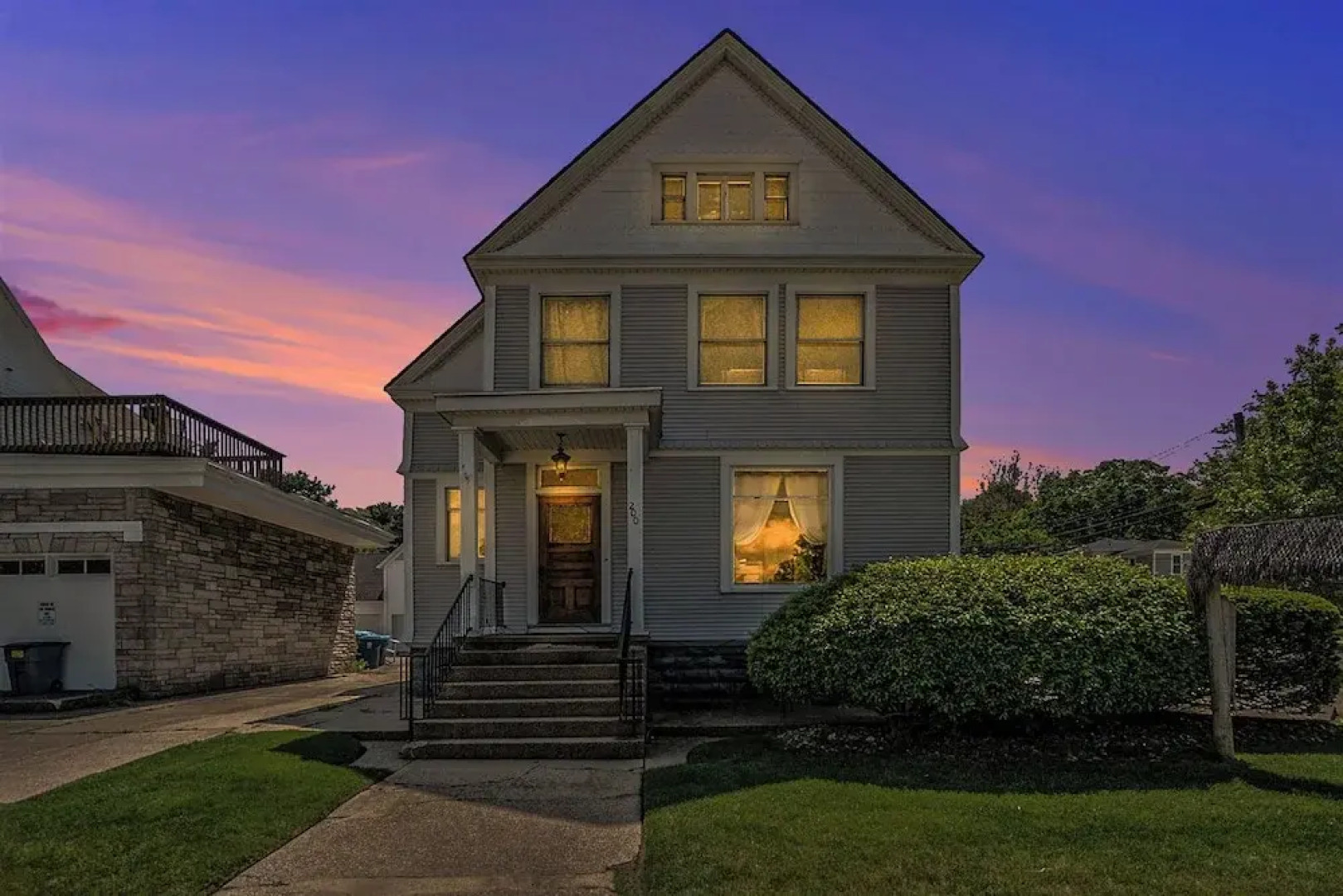 The Grand Inn Apartment Hotel 200