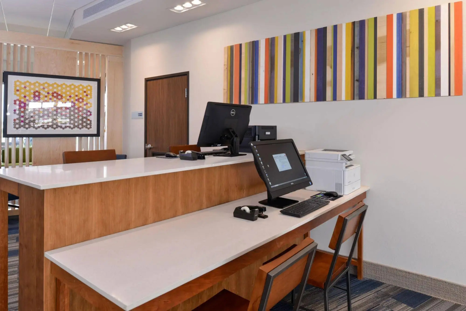 Holiday Inn Express & Suites St. Petersburg - Madeira Beach by IHG