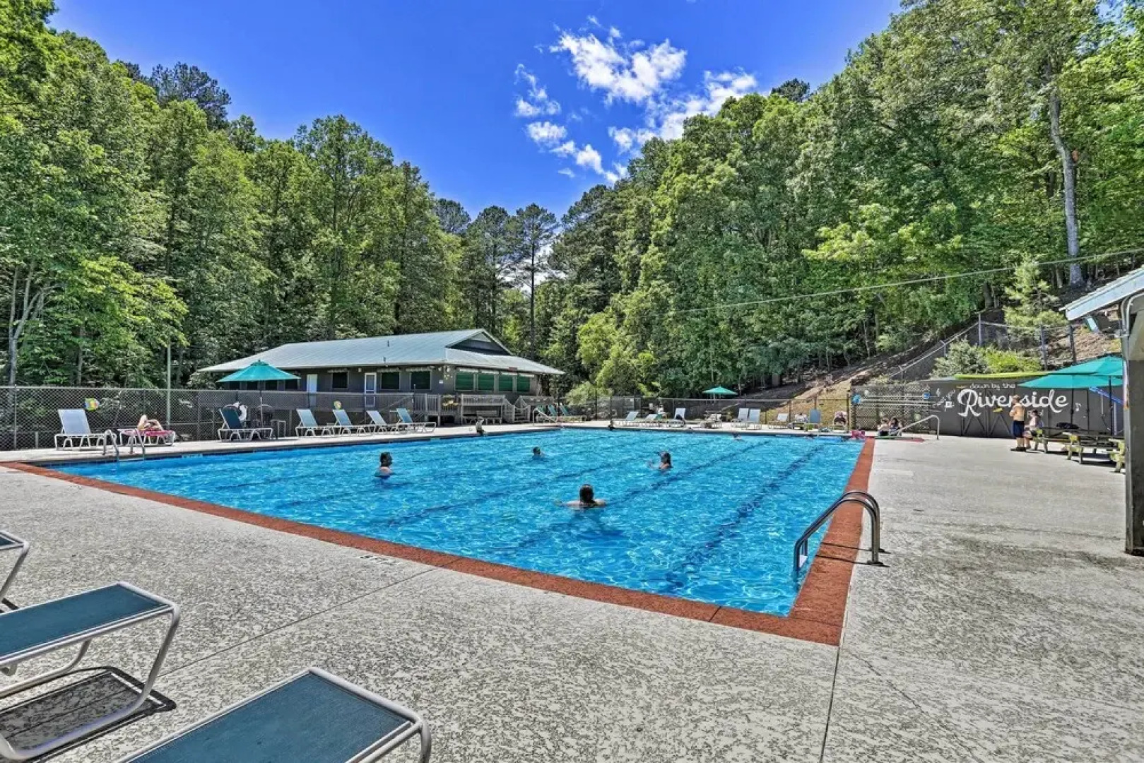 Peaceful Ellijay Cabin: Pool Access & Resort Perks