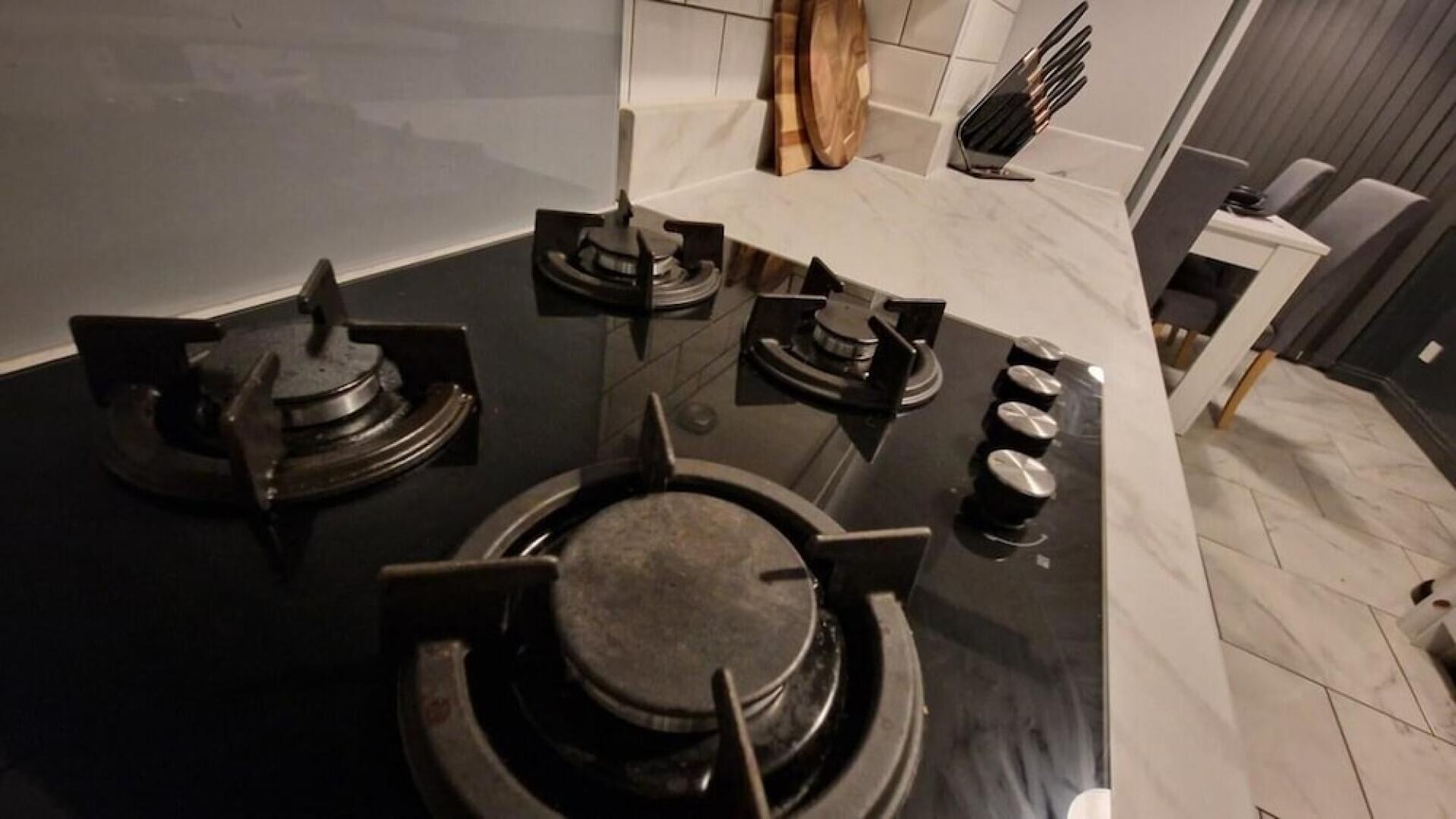 Charming 4-bed House in Wednesbury