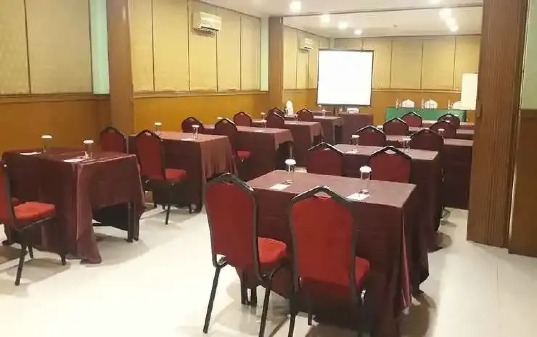Suzuya Hotel Rantau Prapat