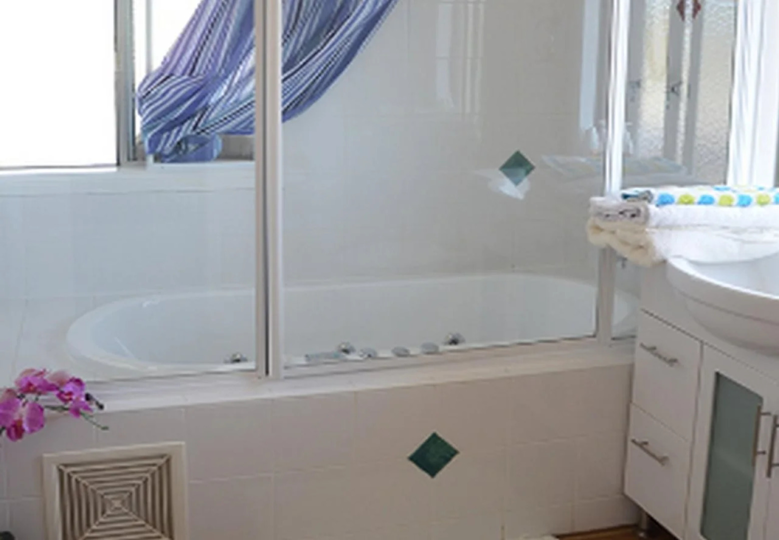 Lee Farm Stay Cottages