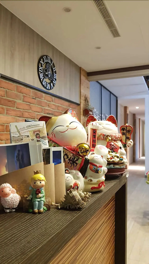 Chinya House
