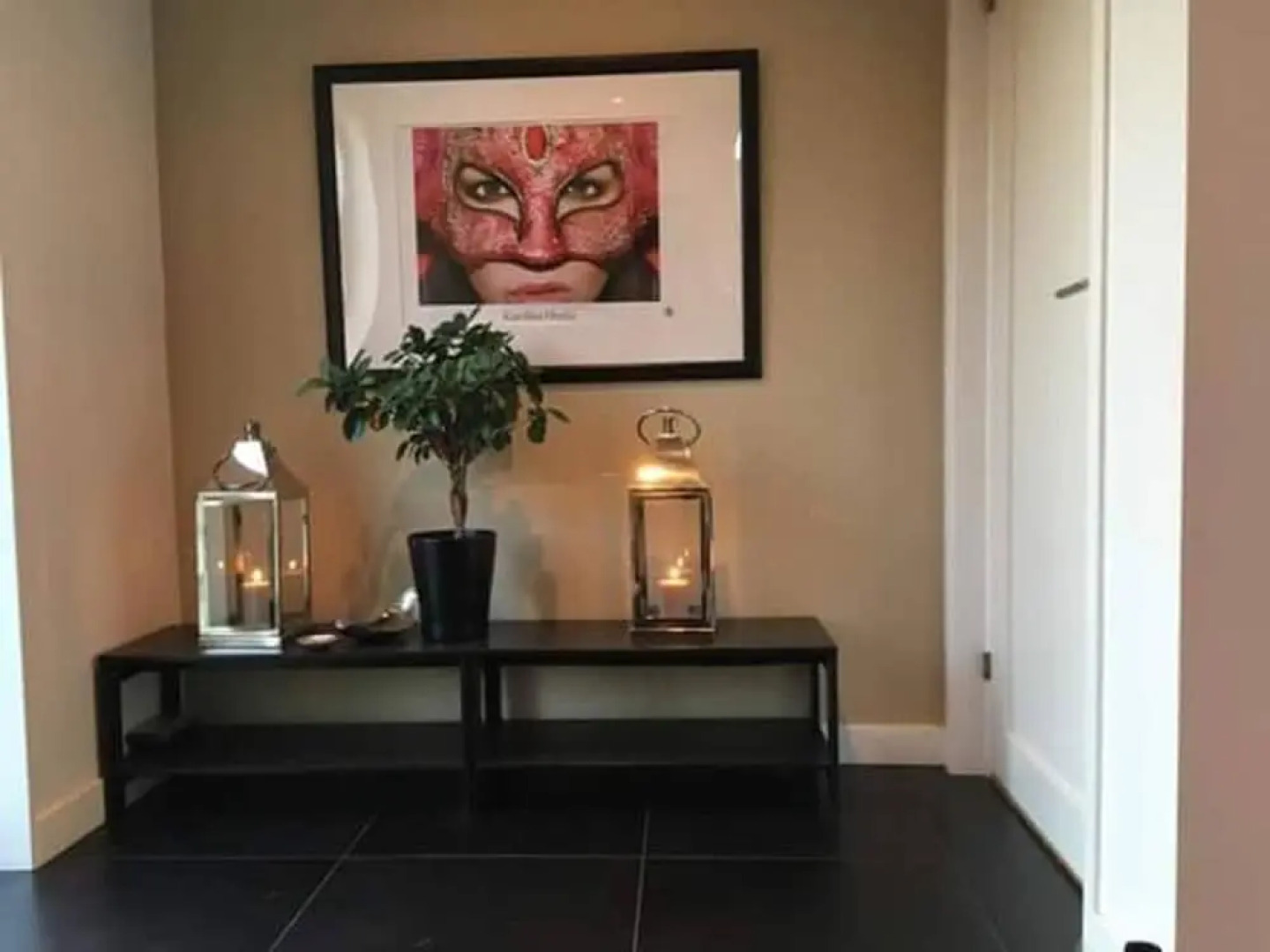 Topnotch House In The Most Fashionable Surrounding