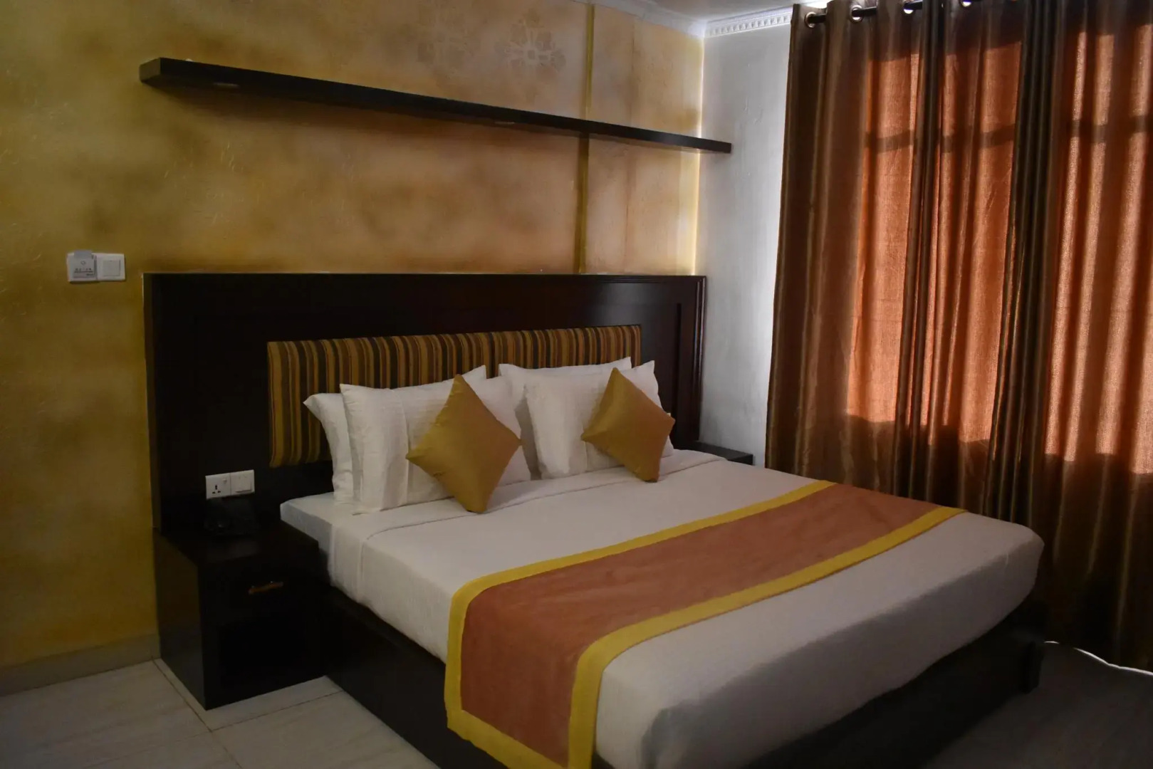 Ceylon City Hotel Mt Lavinia