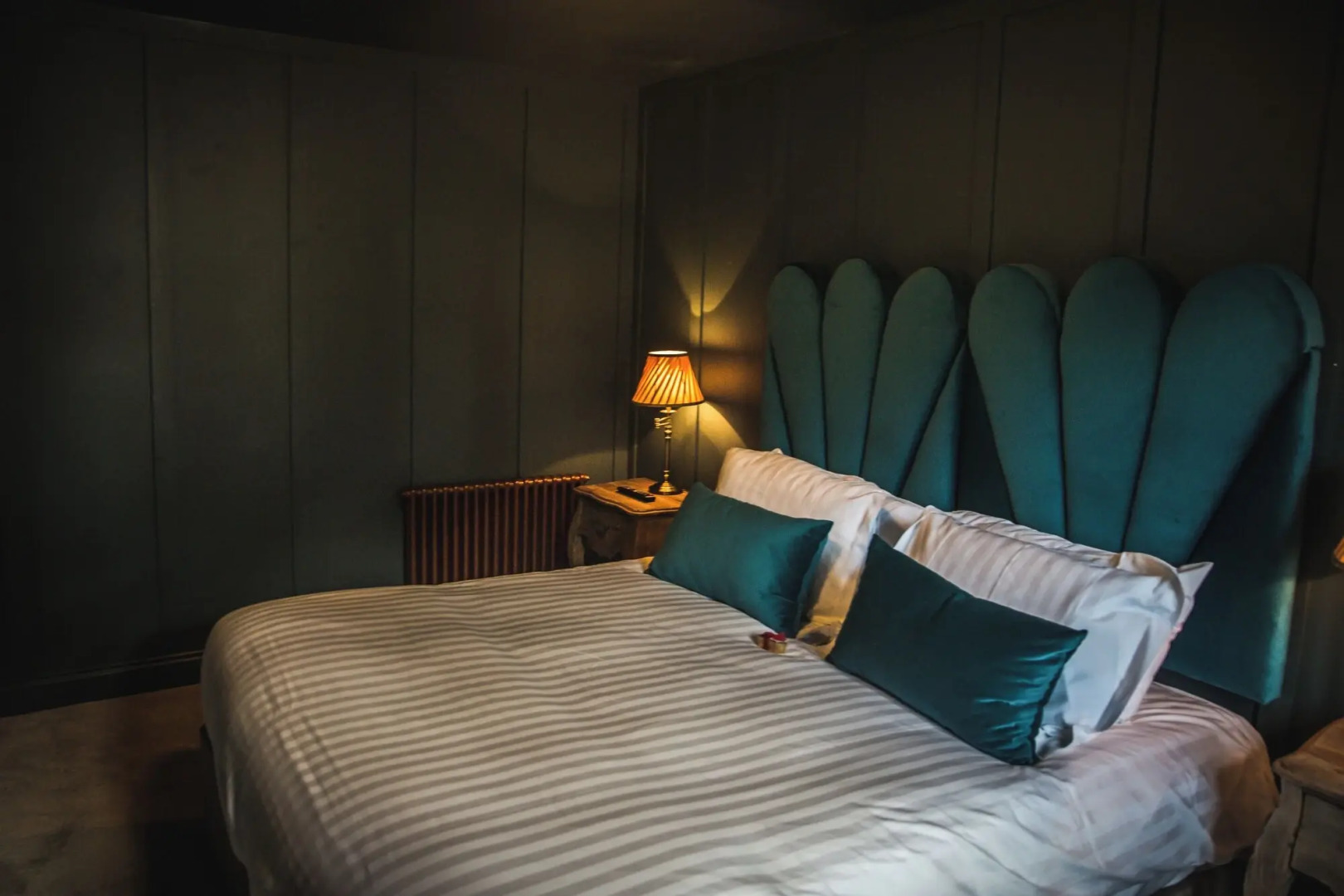 Le Petit Chateau & William de Percy