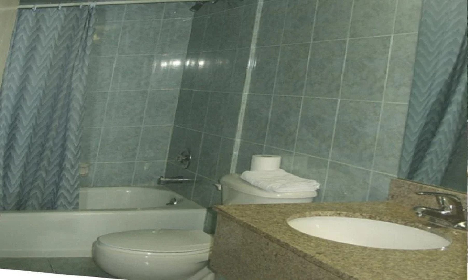 Tides Motor Inn at Stehli Beach