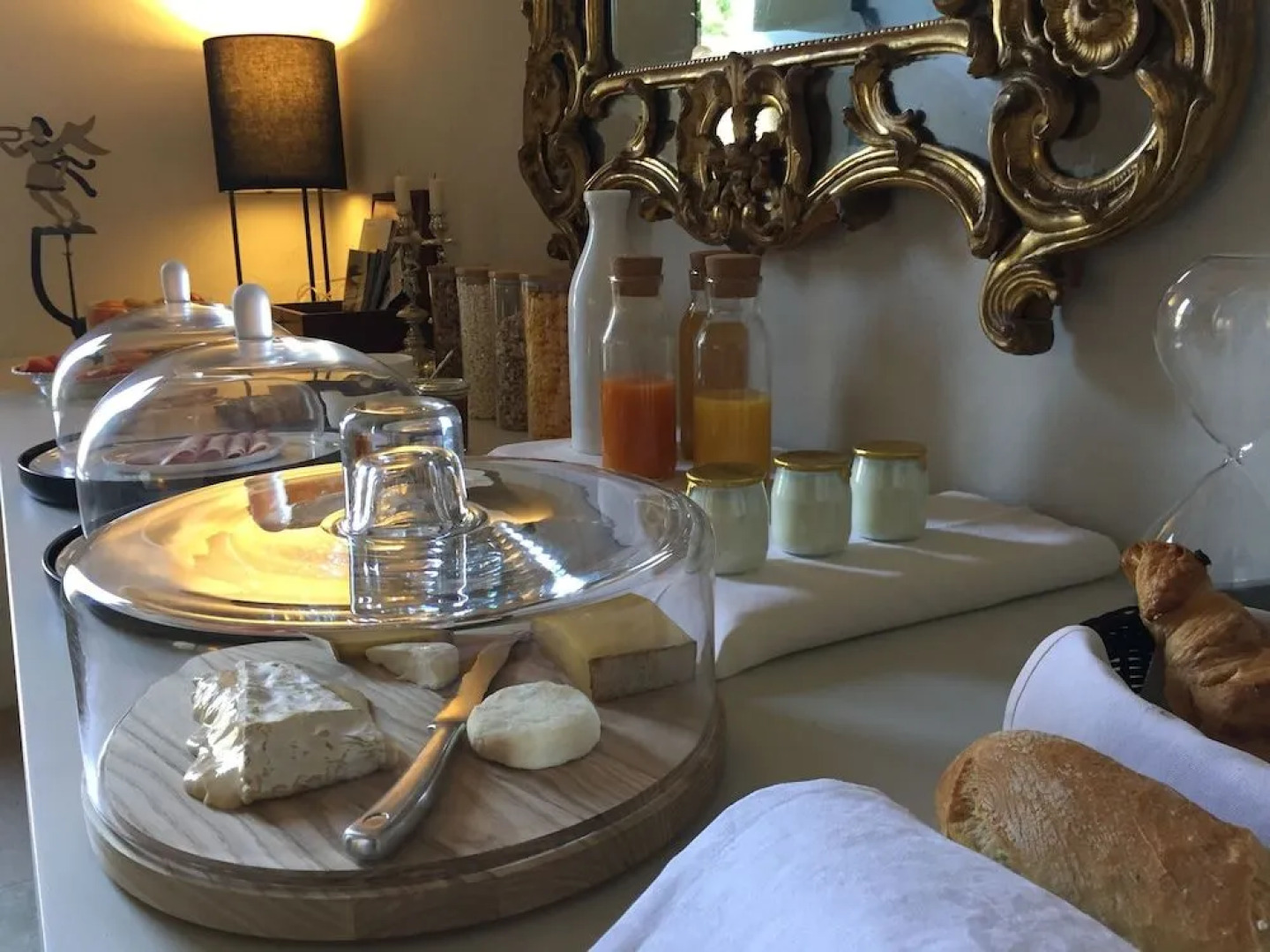 Tour Sarrazine de Montaren