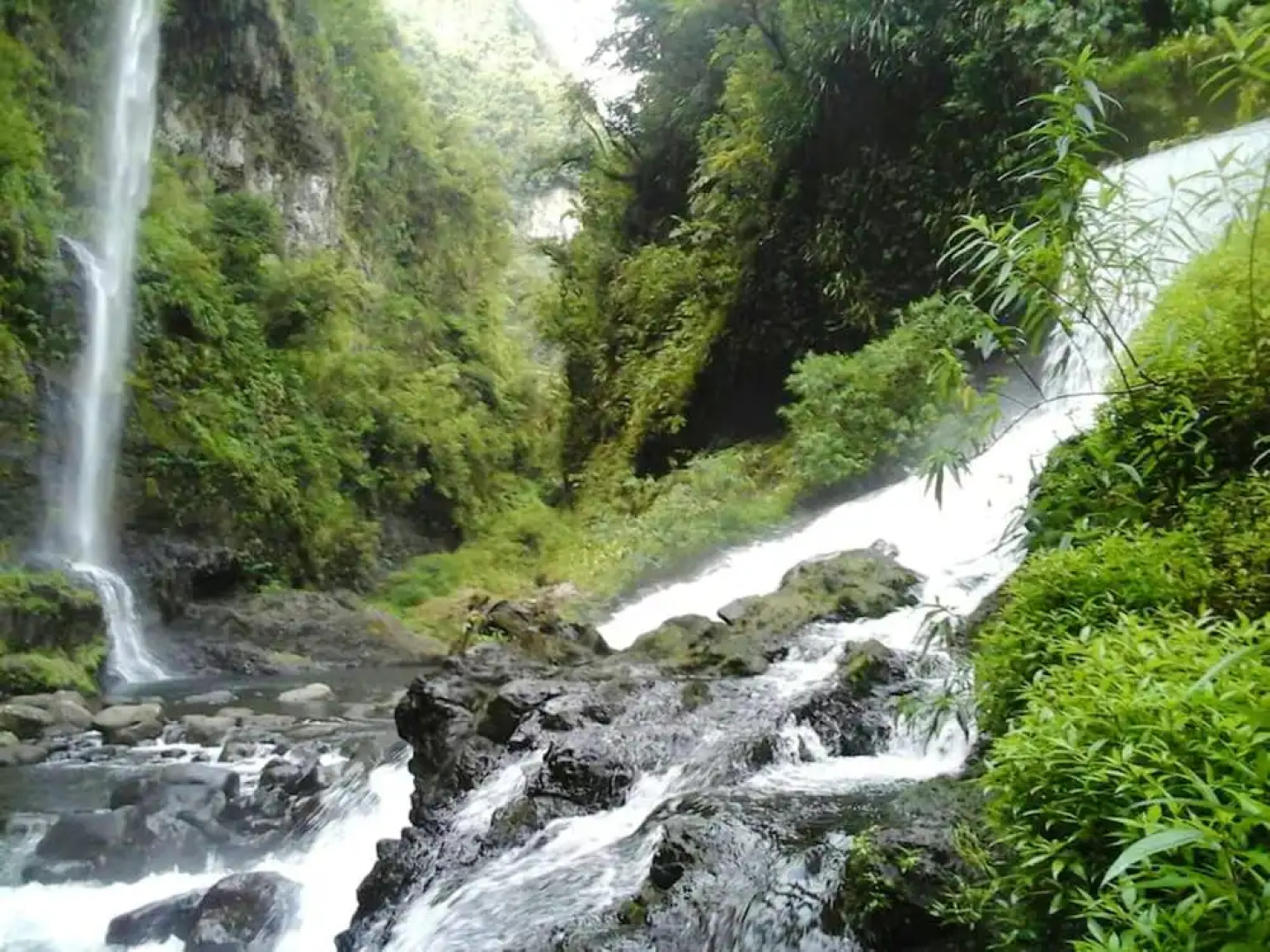 House With 3 Bedrooms in Saint-benoit, With Wonderful Mountain View an