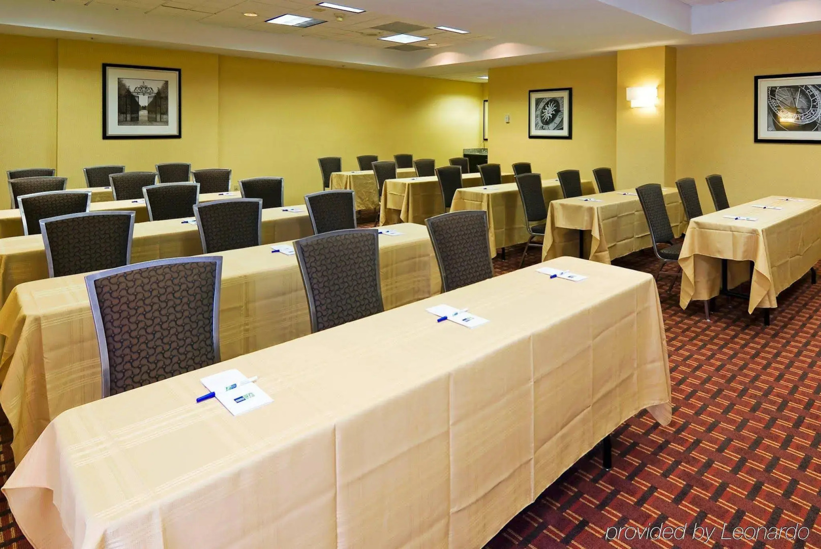 Holiday Inn Express & Suites Kendall East Miami by IHG